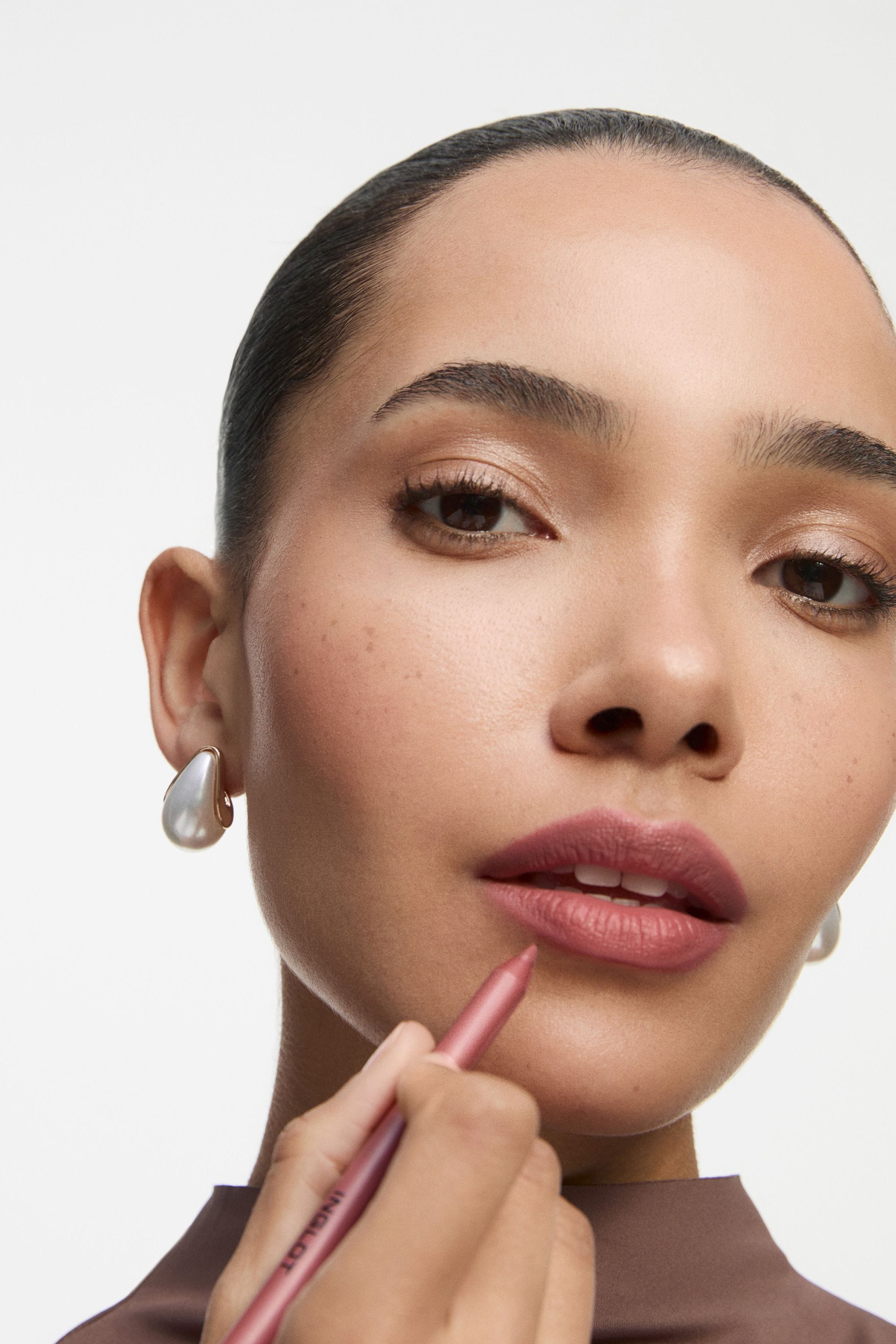 INGLOT Creamy Soft Lipliner image 2