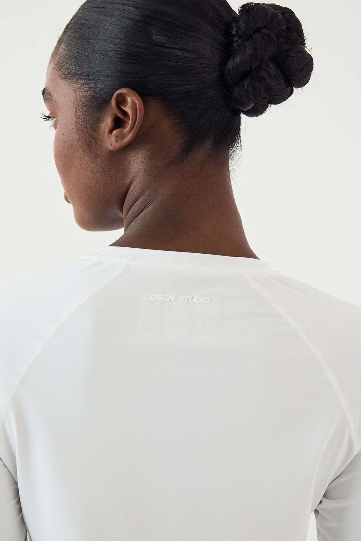 DSGN Studio DSGN Studio Loose Fit Mesh Insert Long Sleeve T-Shirt White image 4