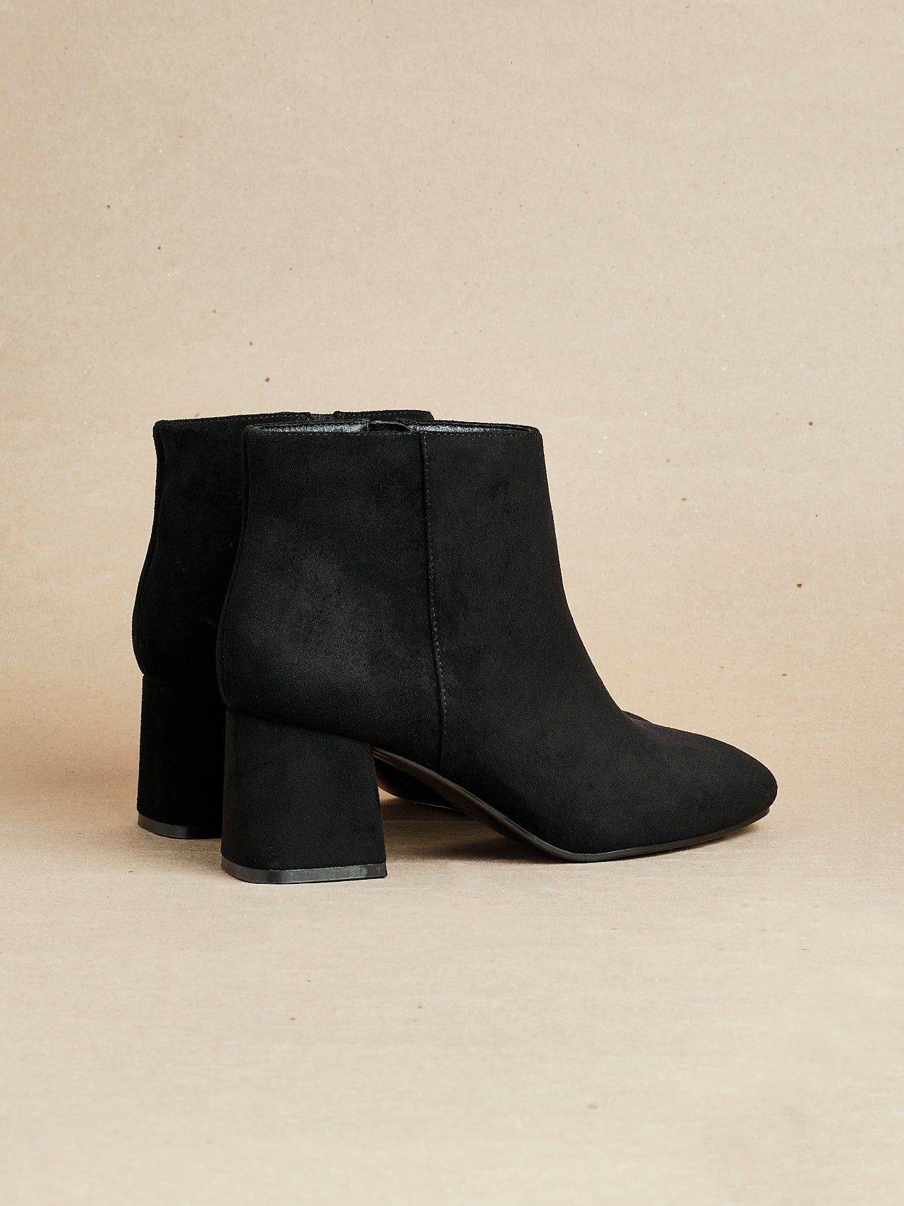 Linzi Alba Wide Fit Black Suede Block Heeled Ankle Boot image 6