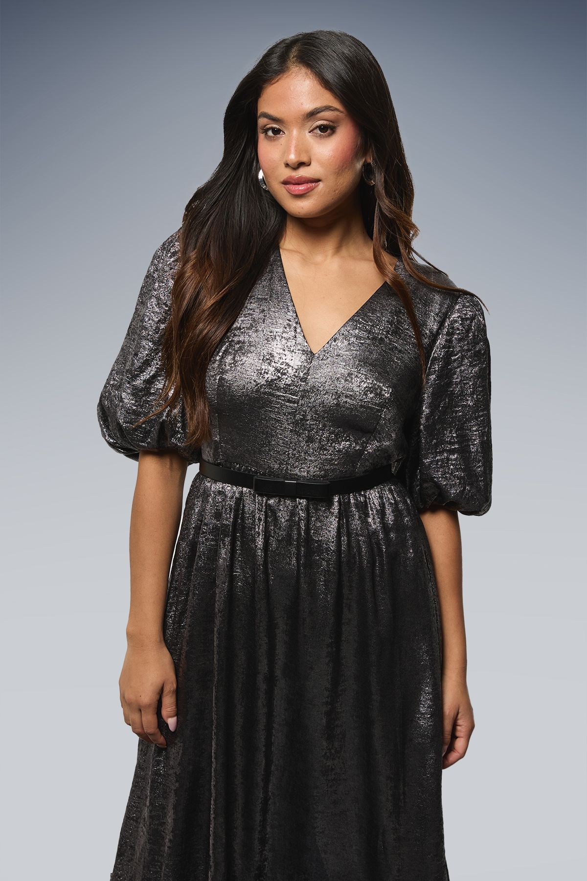 Dorothy Perkins Petite DP Luxe Metallic Puff Sleeve Tiered Maxi Dress Silver image 2