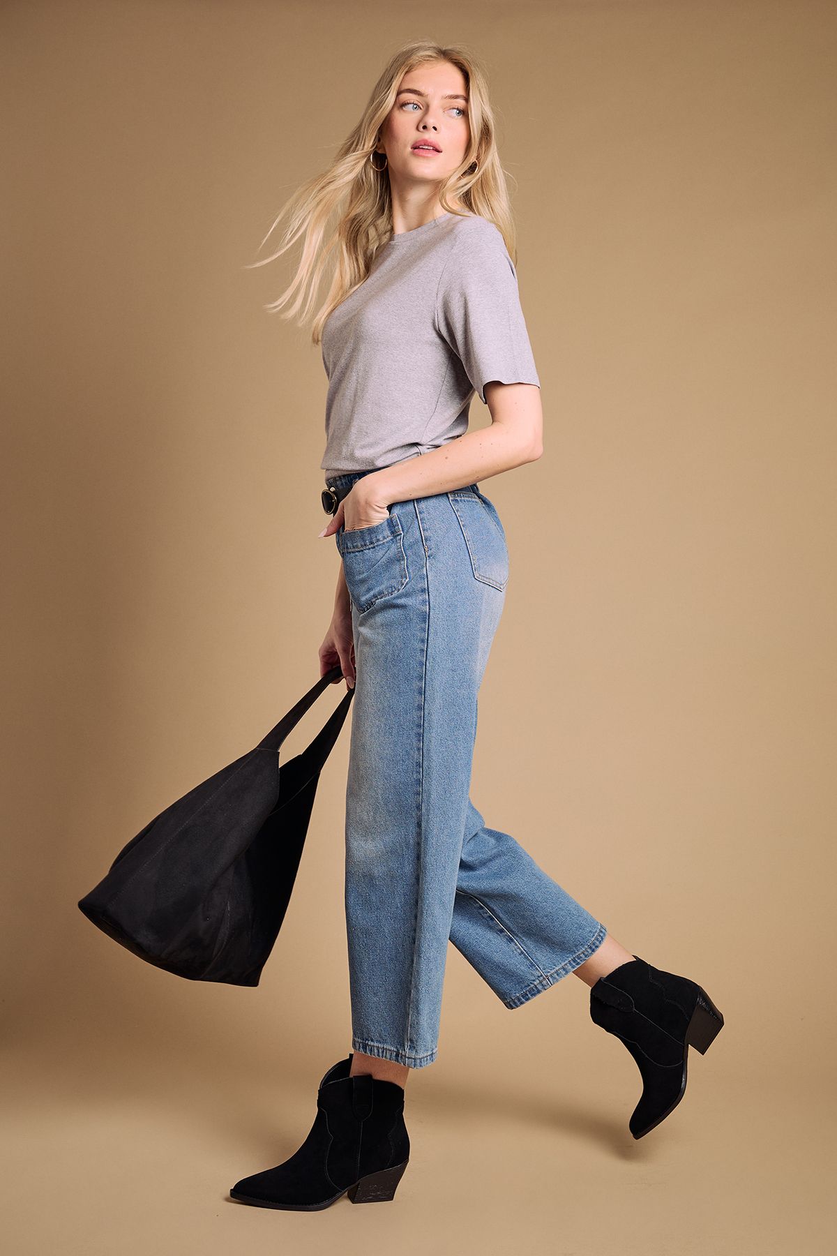 Oasis Amber Real Suede Western Ankle Boots Natural Black image 2