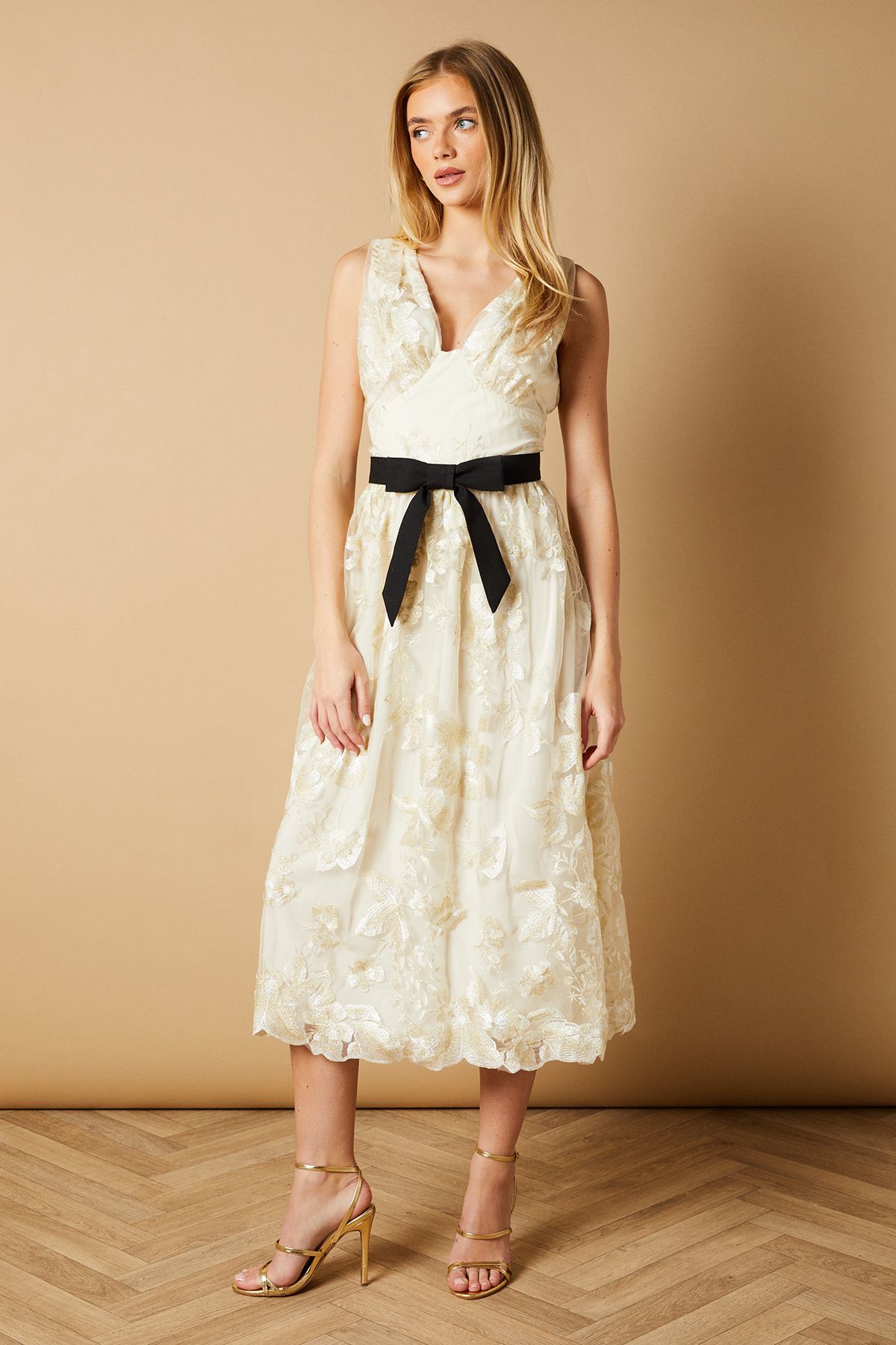 Oasis Floral Bow Detail V Neck Midi Dress Ivory image 1