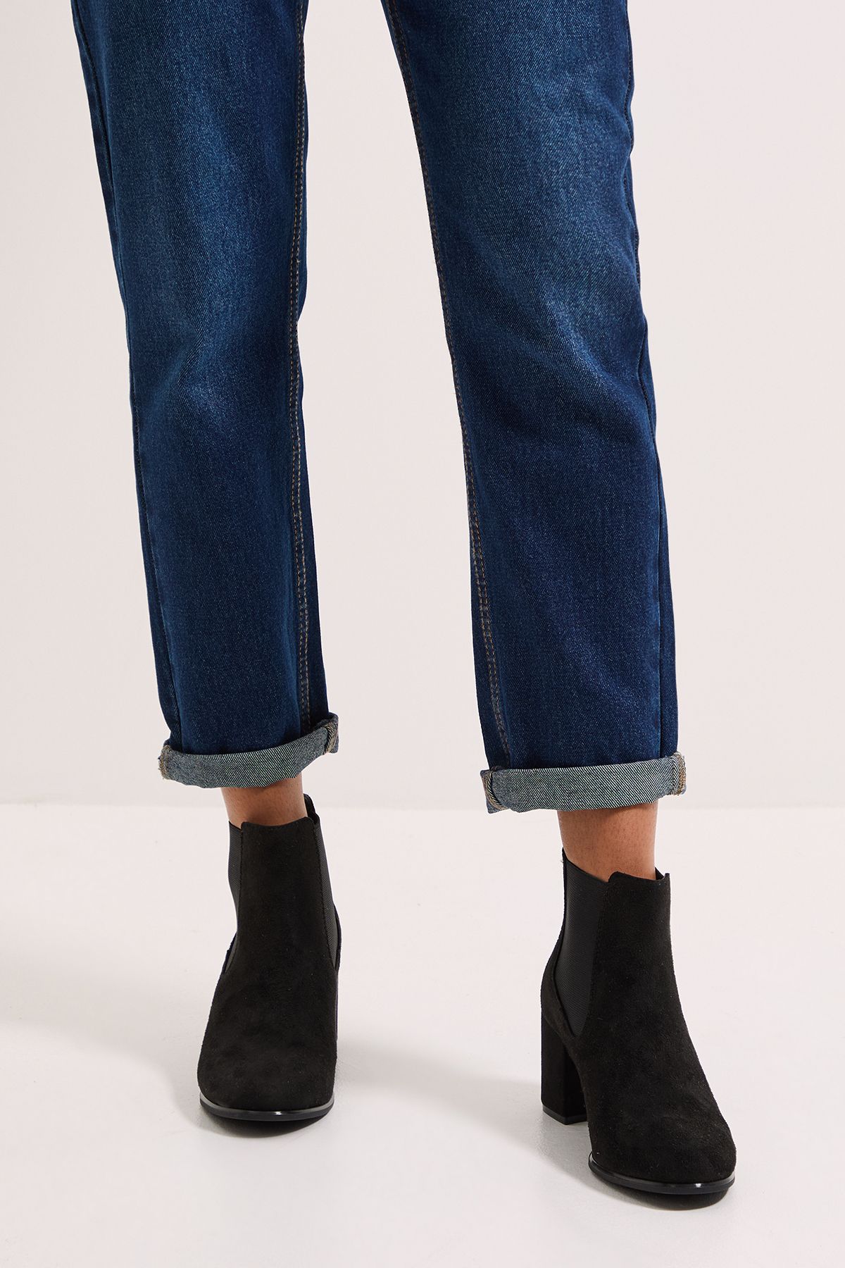 Dorothy Perkins Madam Medium Block Heel Chelsea Boots Natural Black image 3