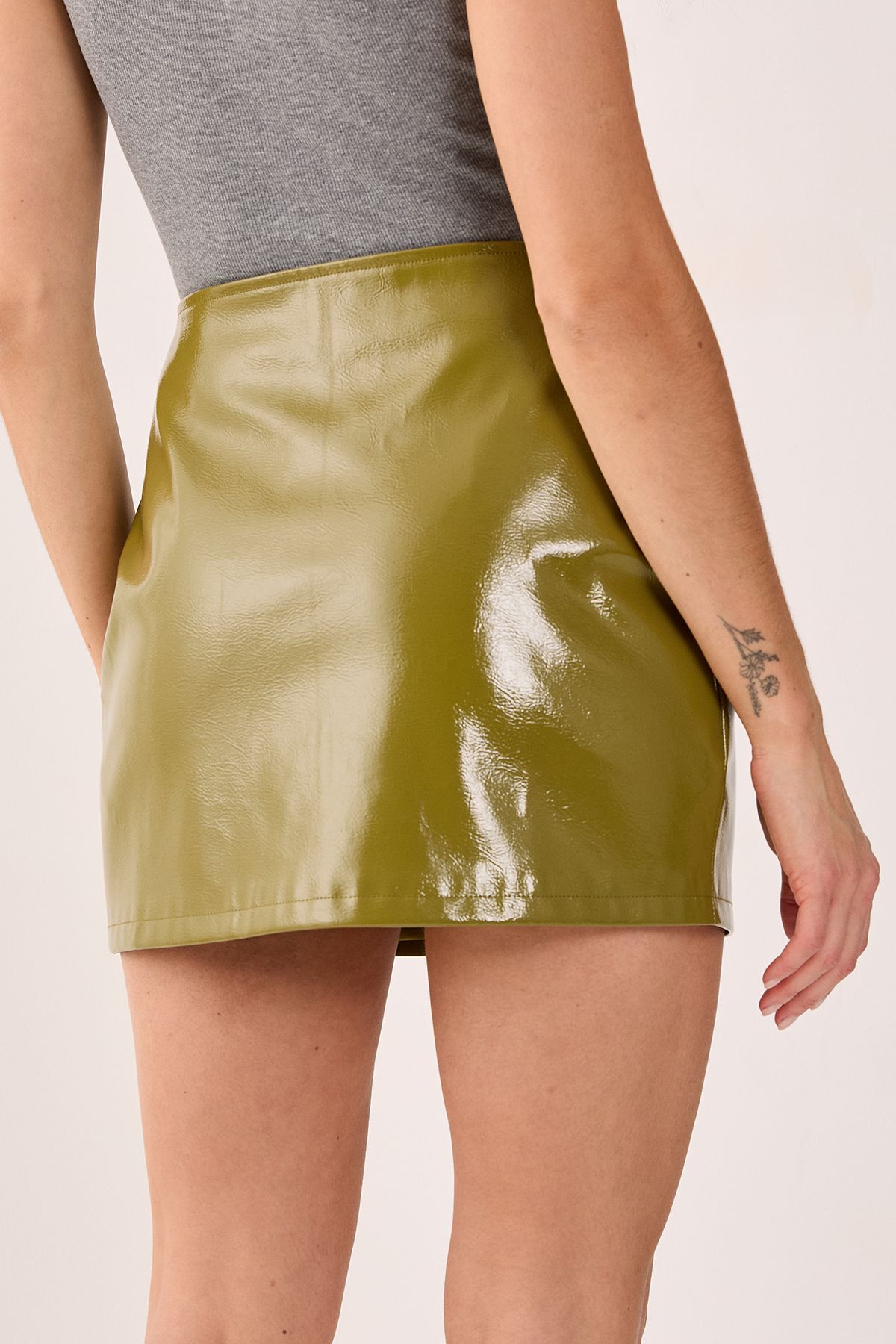 NastyGal Vinyl High Shine Faux Leather Mini Skirt Olive image 4