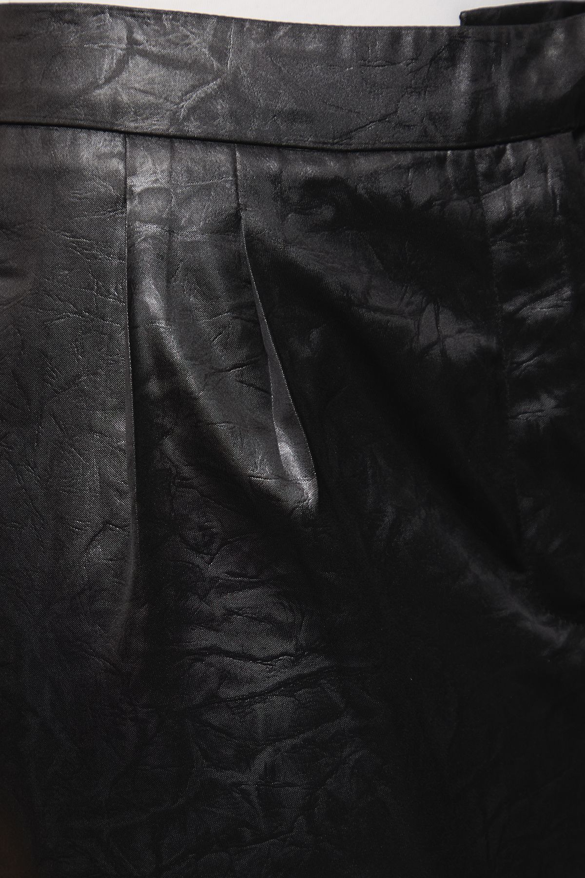 Dorothy Perkins Textured Satin Pleated Wide Leg Trouser Black image 5