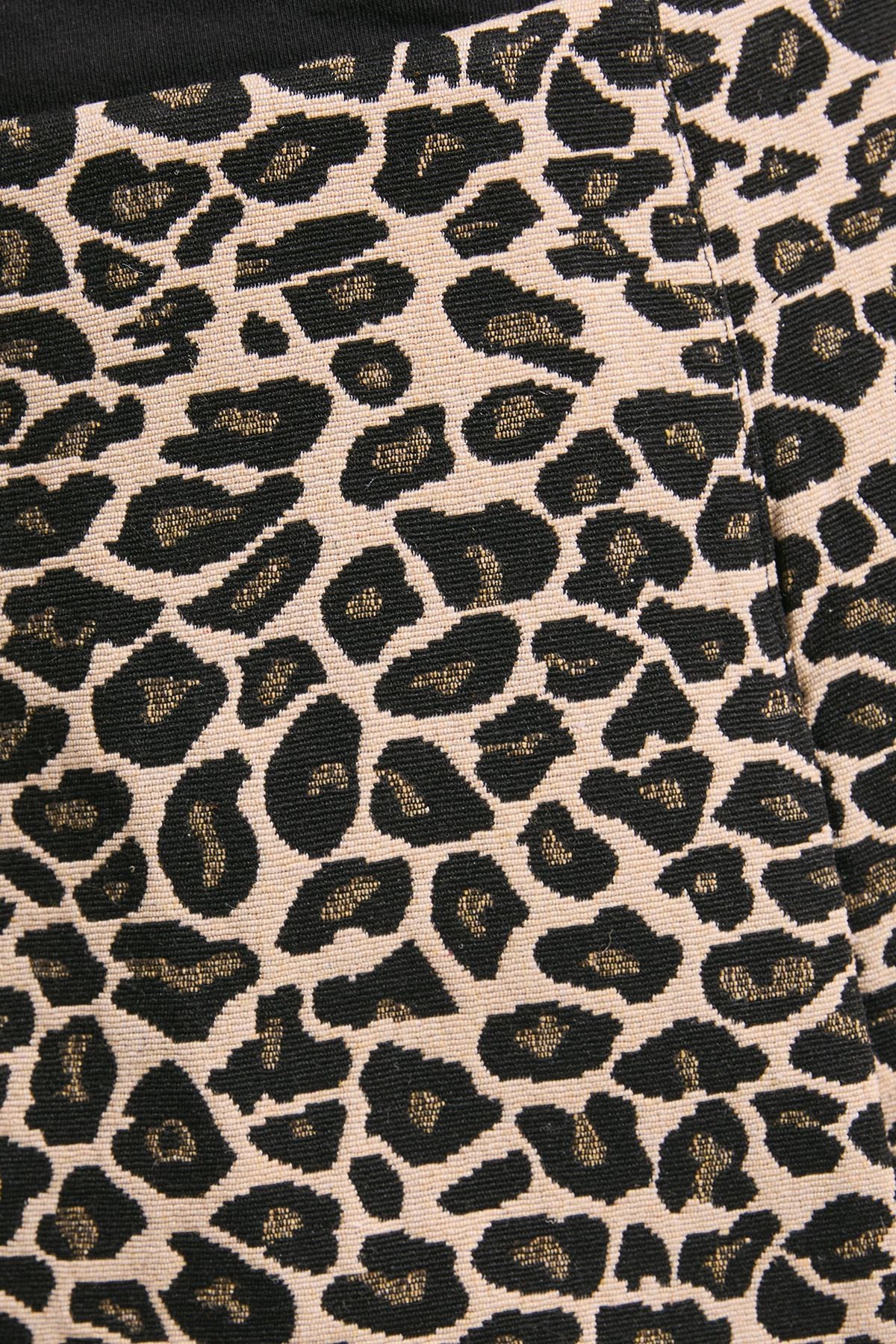 Dorothy Perkins Leopard Wrap Mini Skirt Leopard image 4