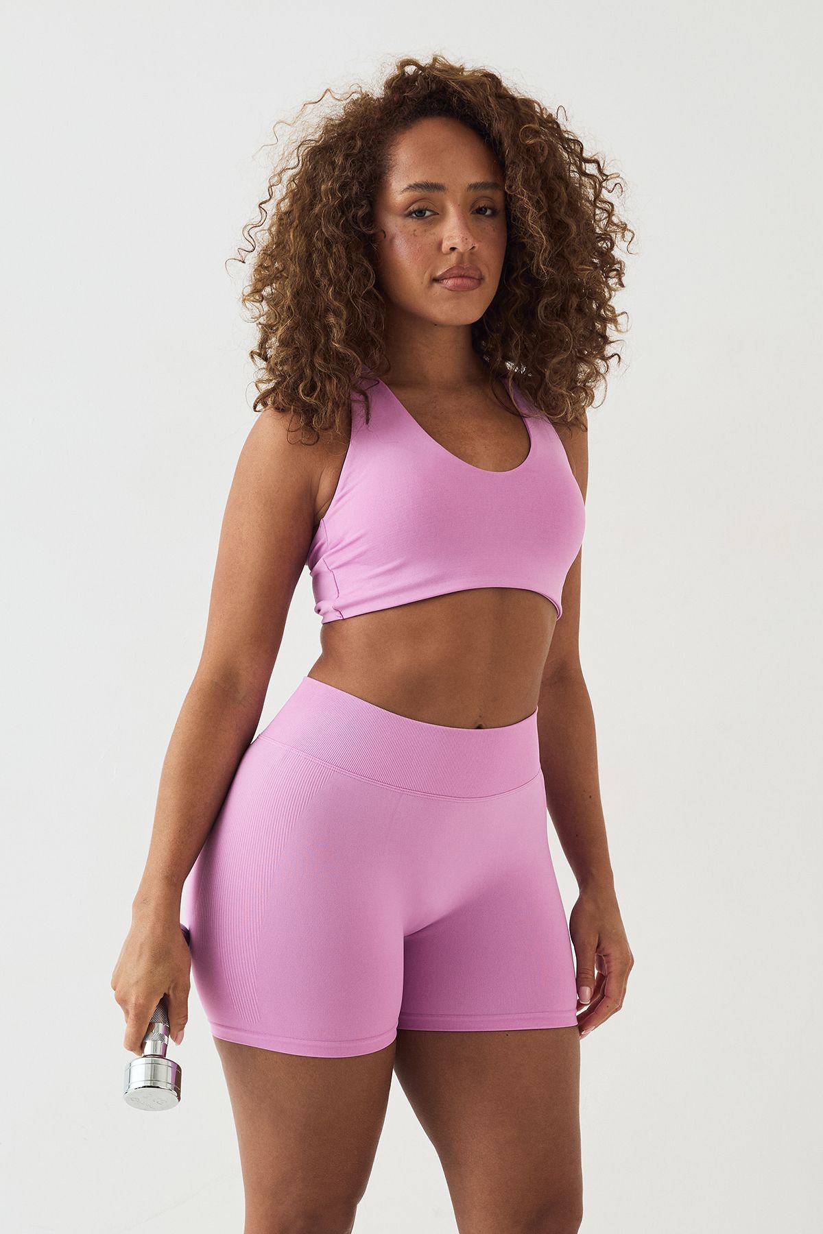 DSGN Studio DSGN Studio Sport Ultra Contour Seamless Scrunch Bum Short Orchid image 3