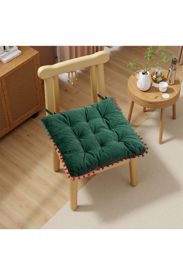 Living and Home Quilted Pom-Pom Trimmed Chair Cushion