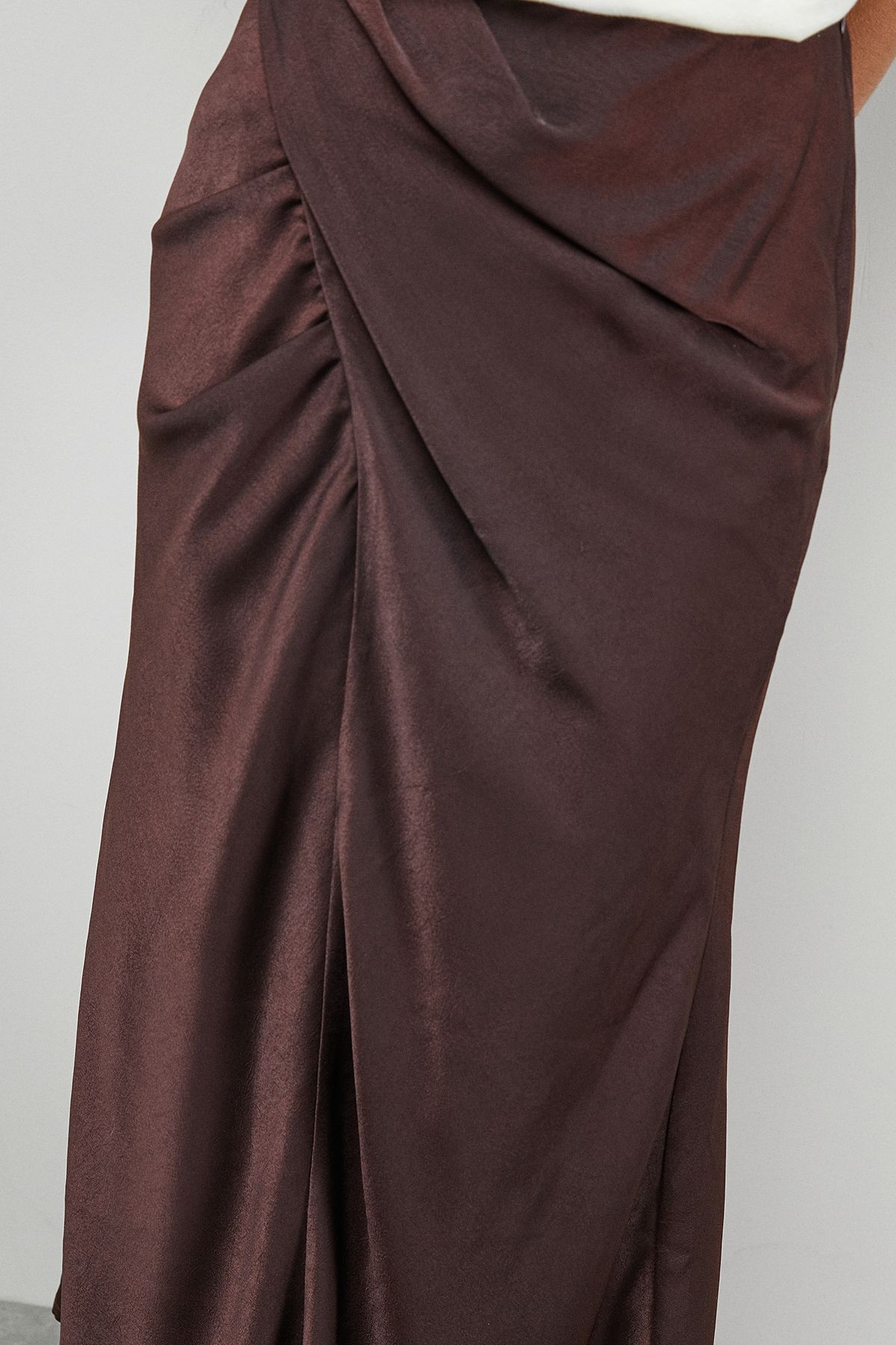 Warehouse Crushed Satin Drape Front Bias Midi Skirt Chocolate image 4