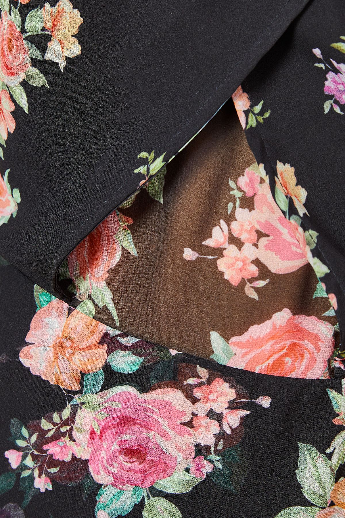 Oasis Floral Printed Halter Neck Chiffon Tiered Maxi Dress Black image 5