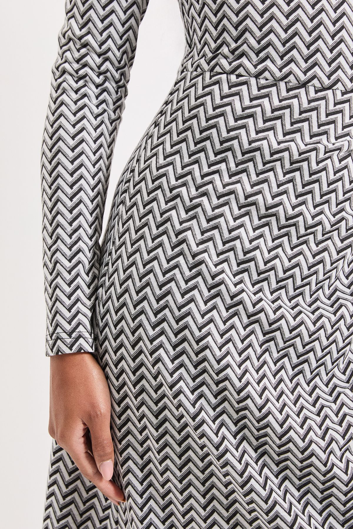 Principles Geo High Neck Jacquard Midi Dress Mono image 4