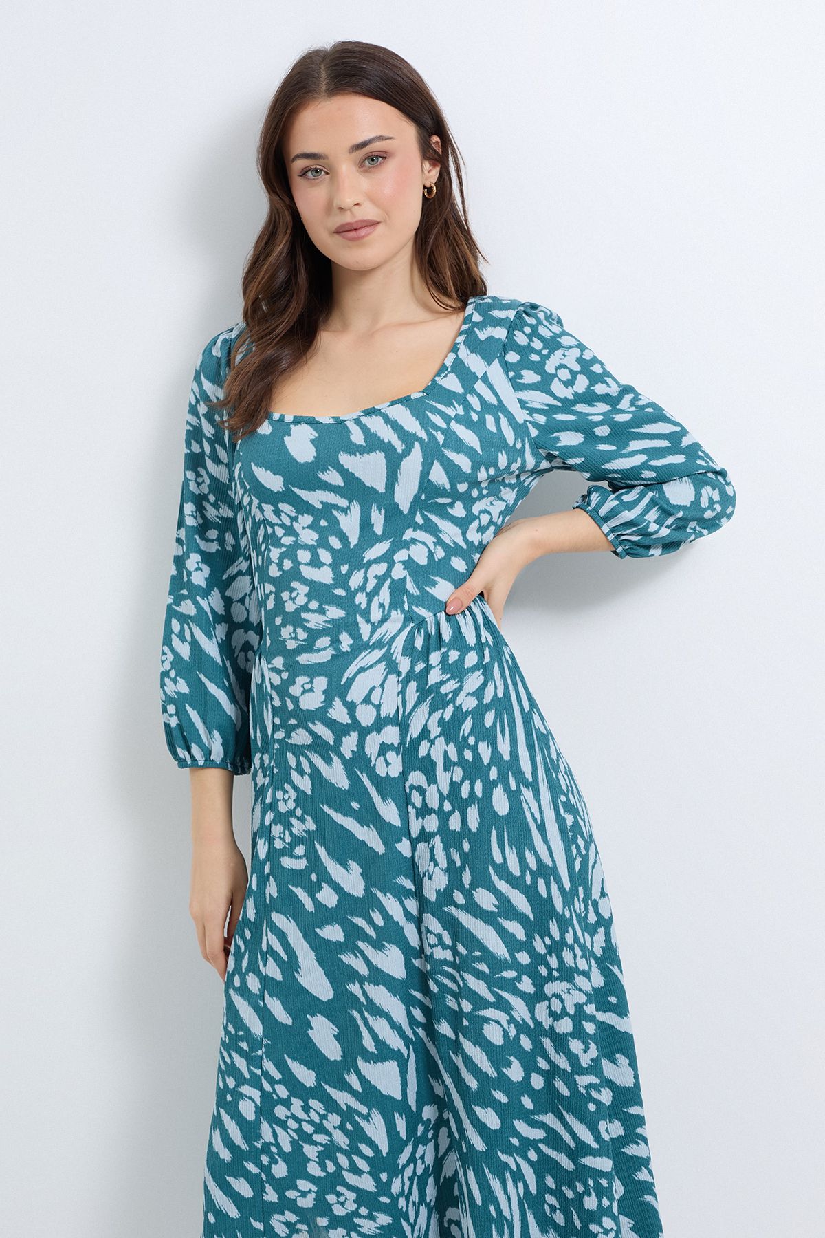 Dorothy Perkins Blue Animal Sweetheart Neck Dropped Waist Seam Midi Dress Blue image 2