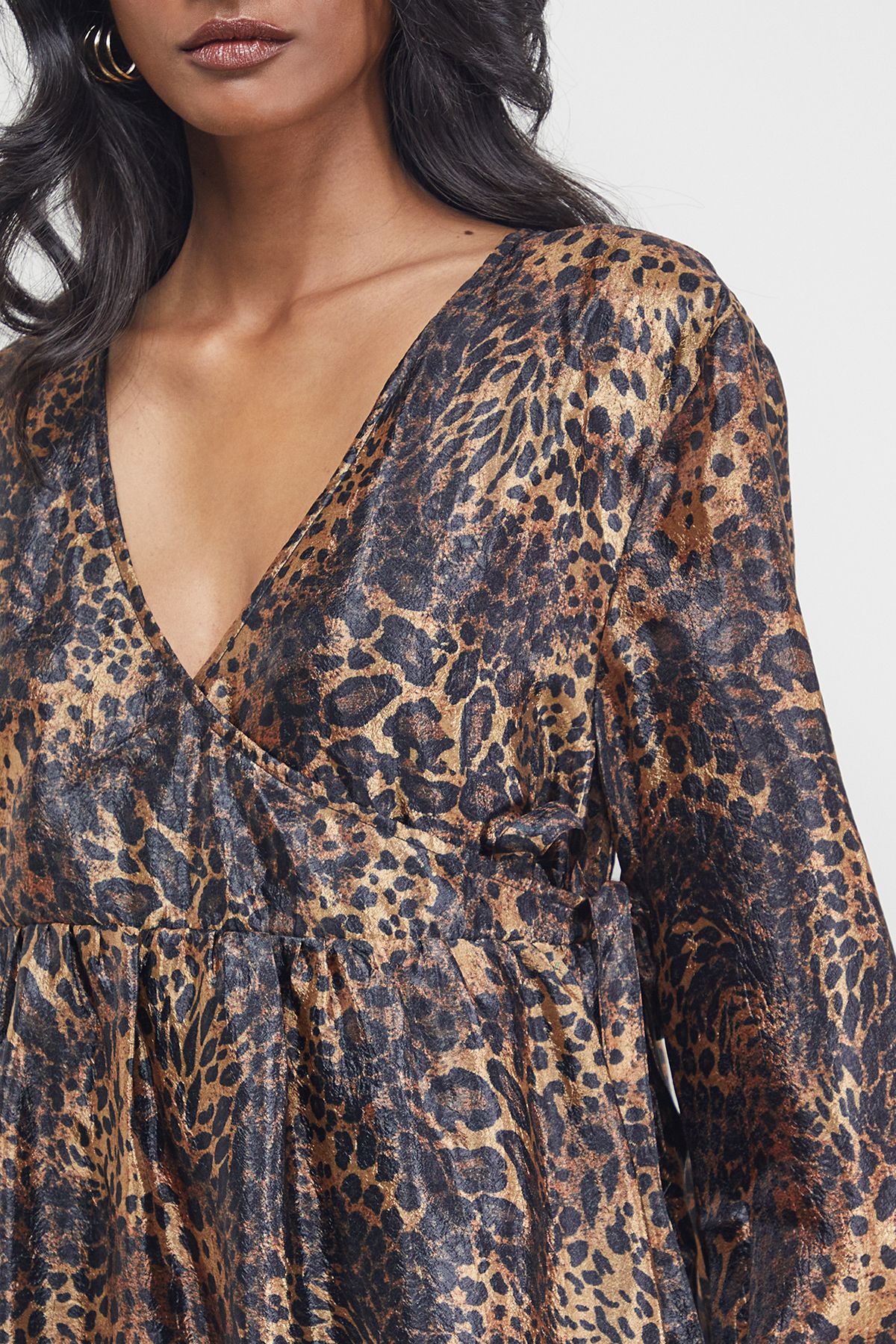 Warehouse Textured Organza Wrap Tier Smock Midi Dress Animal image 5