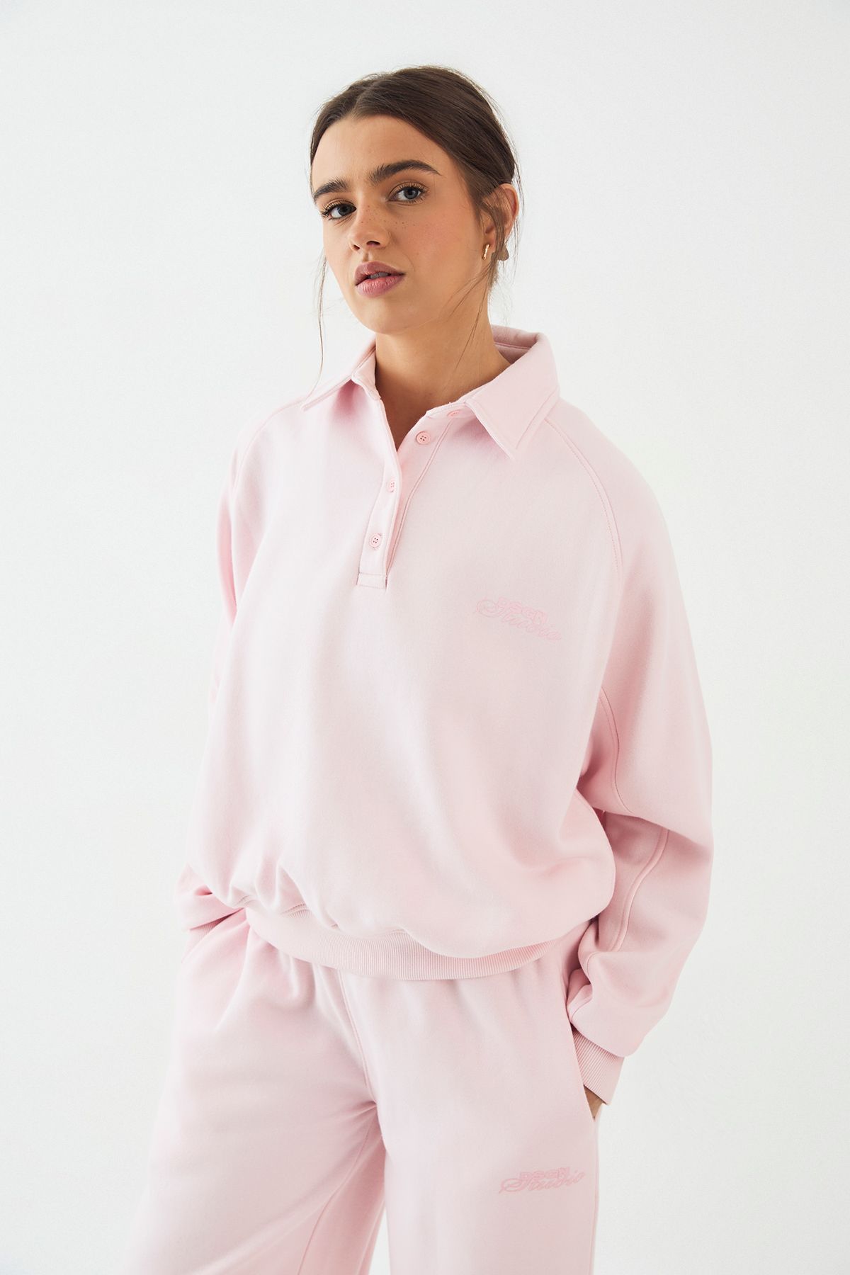 DSGN Studio DSGN Studio Raglan Seam Collared Rugby Sweatshirt Light Pink image 3