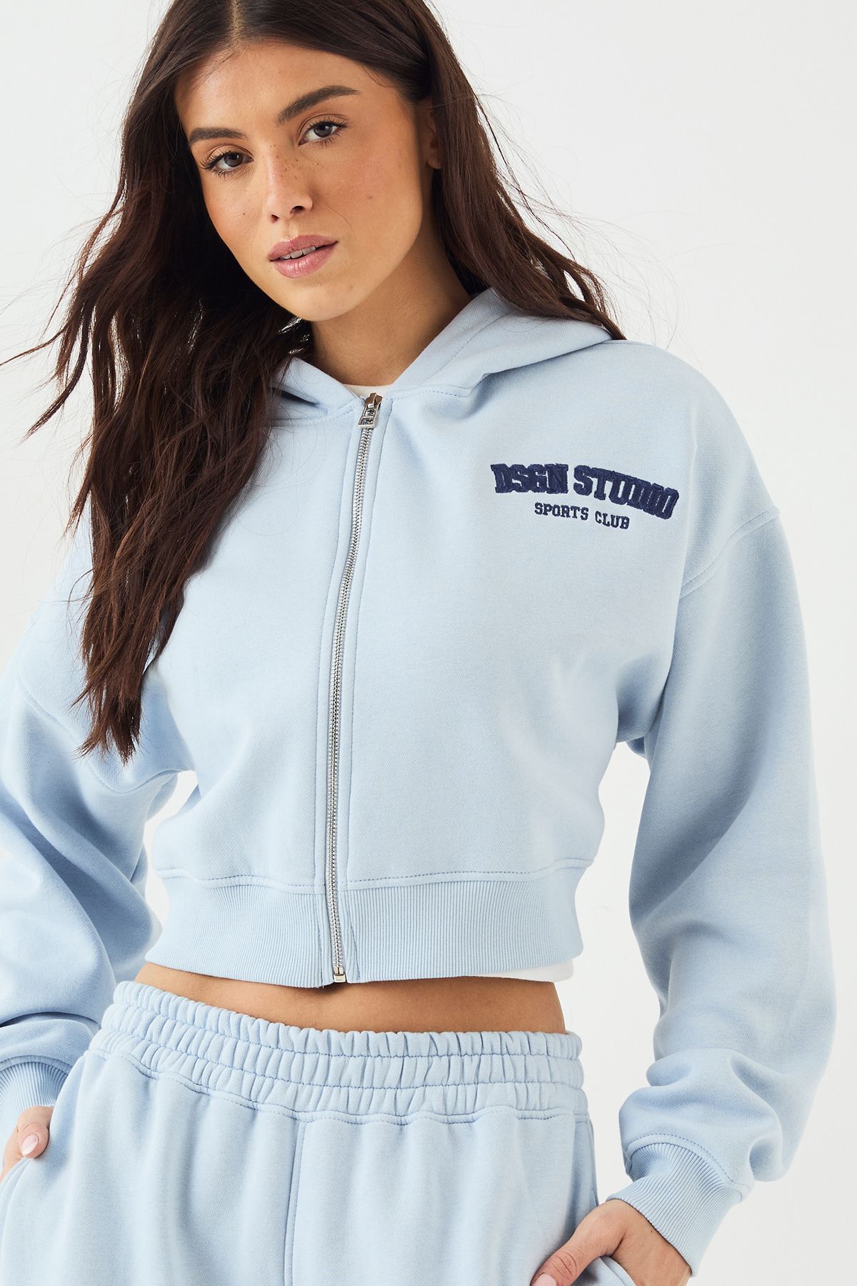 DSGN Studio DSGN Studio Applique Boxy Crop Hoodie Light Blue image 4