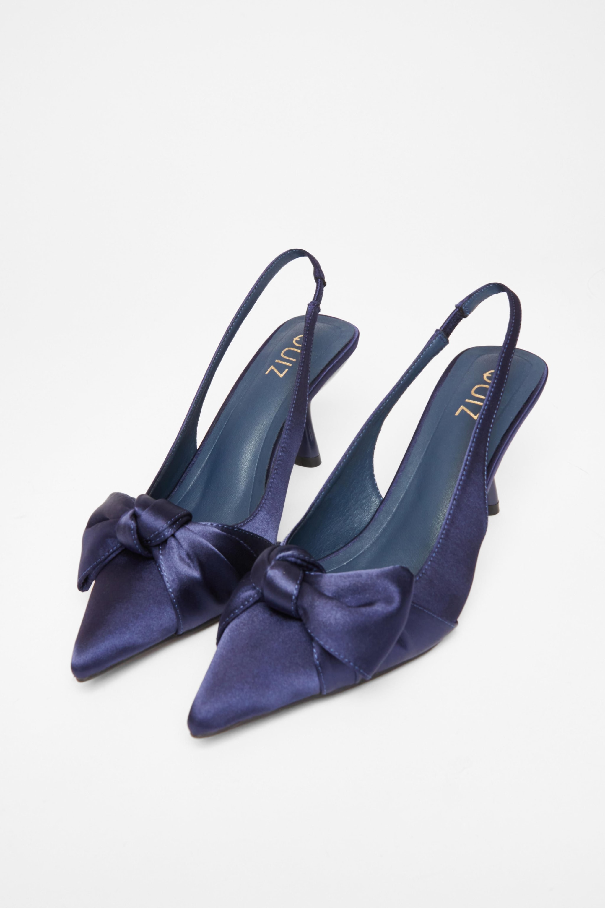 Quiz Navy Sling Back Bow Heels image 2