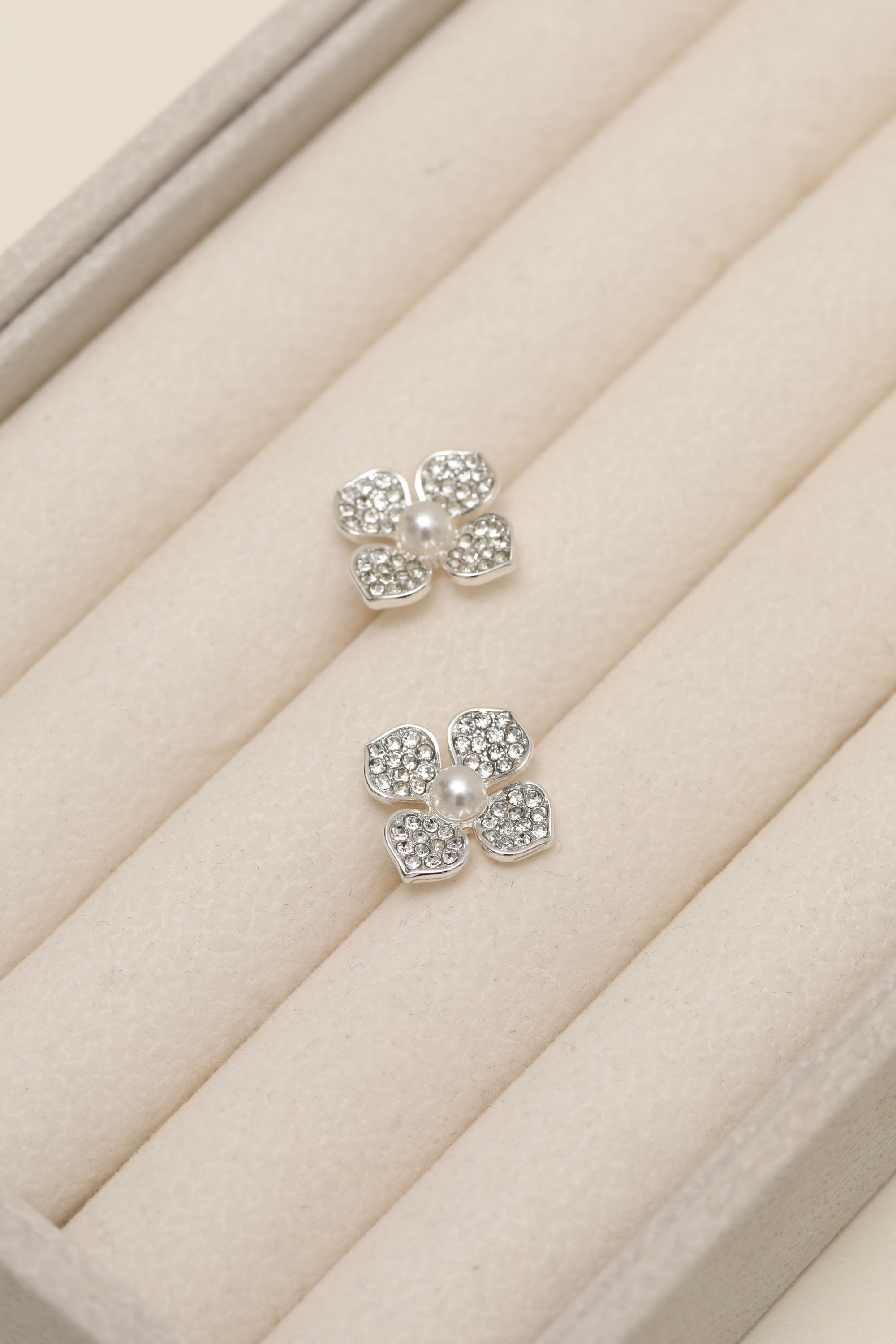 Mood Silver Plated and Pearl Clover Earrings image 1