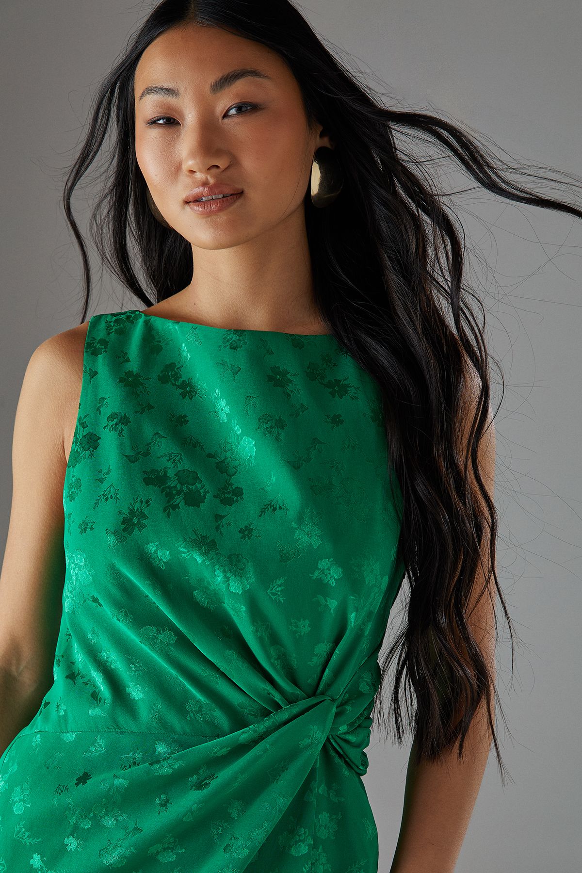 Warehouse Petite Satin Jacquard Feather Twist Front Cowl Back Midi Dress Green image 3