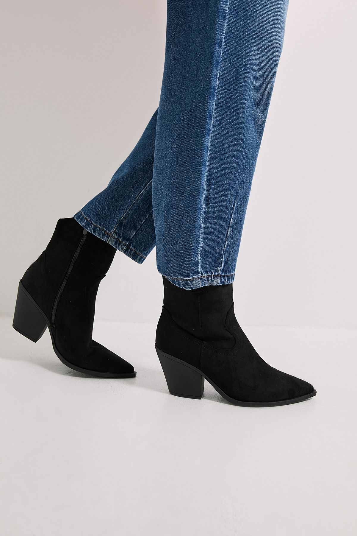 Dorothy Perkins Jenny Faux Suede Detail Western Cowboy Ankle Boots Natural Black image 4
