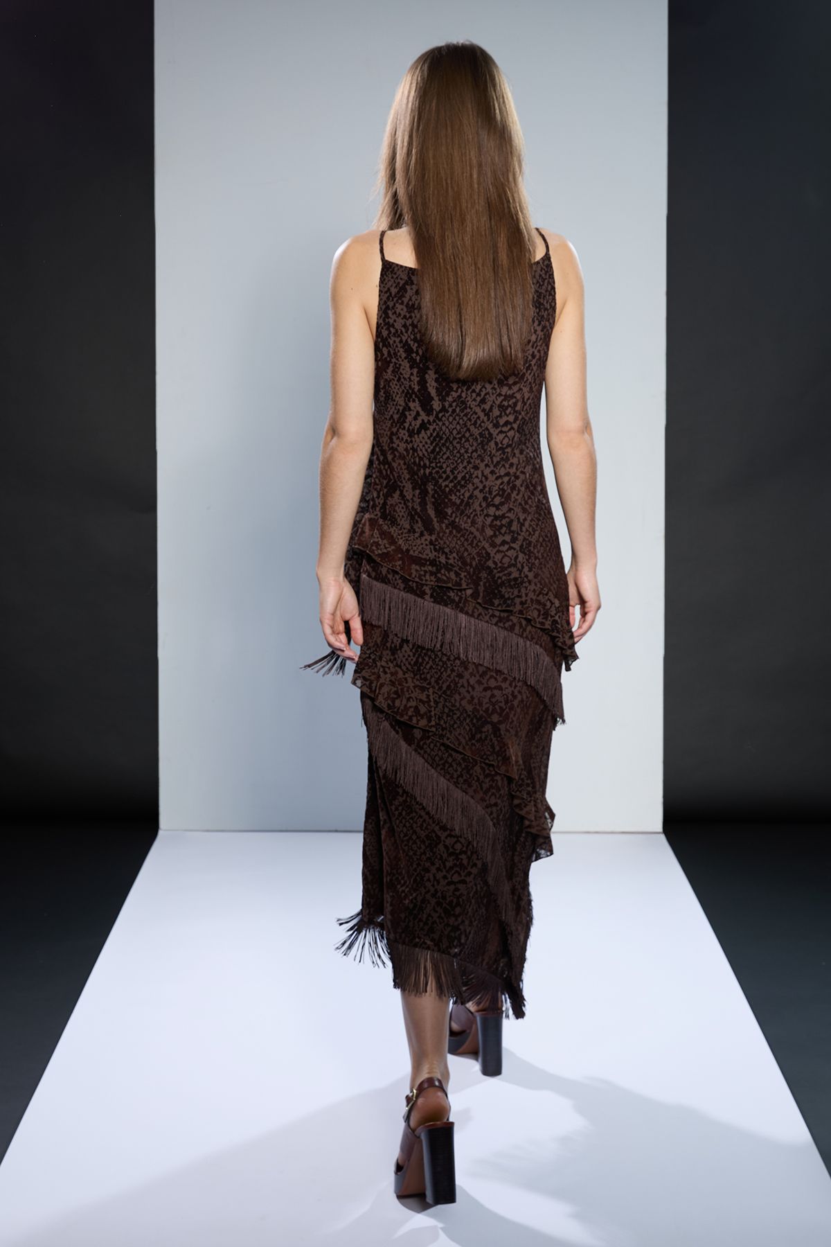 RUNWAY 1.8.1.8 Runway 1.8.1.8 Jacquard Velvet Scarf Dress Chocolate image 3