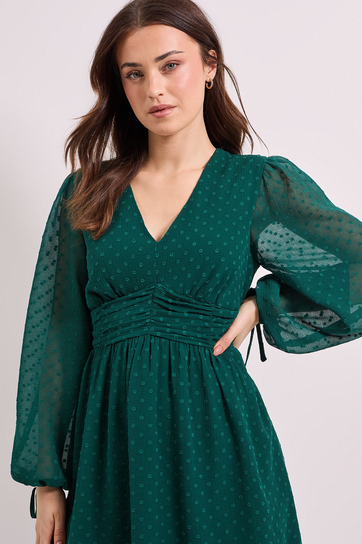 Dorothy Perkins Gathered Waistband Detail Chiffon Mini Dress Forest image 3