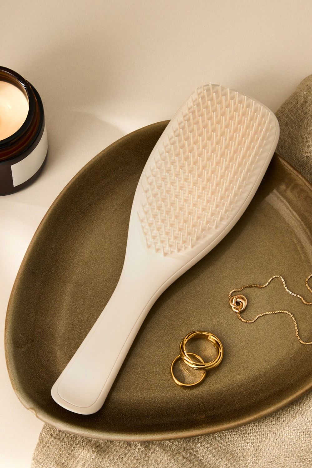 Tangle Teezer The Ultimate Detangler MATTE Porcelain Cream image 4