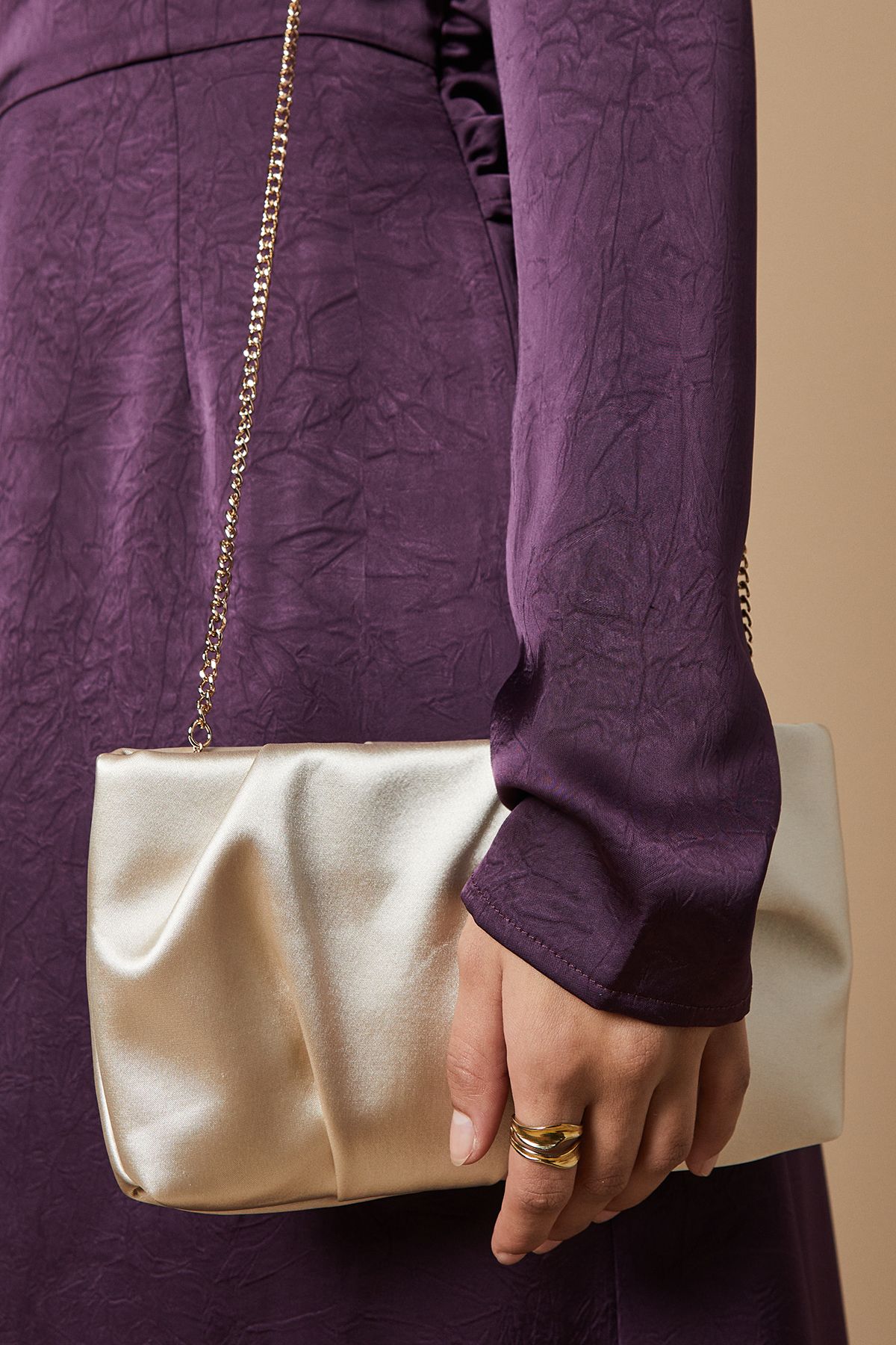 Oasis Ruched Satin clutch Bag with Removable Shoulder Strap Champagne image 3