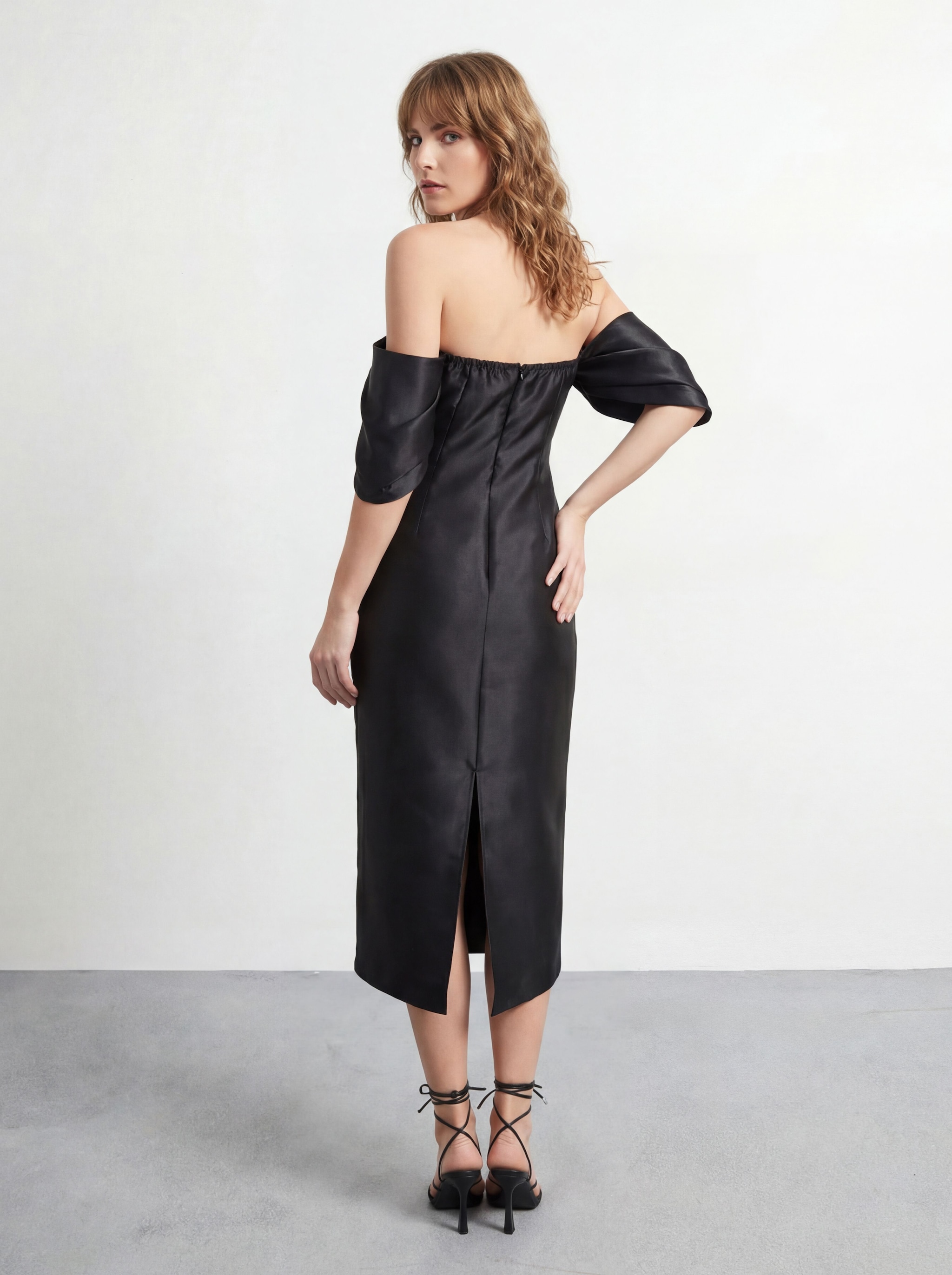 Warehouse Petite Structured Puff Sleeve Bardot Midi Dress Black image 3