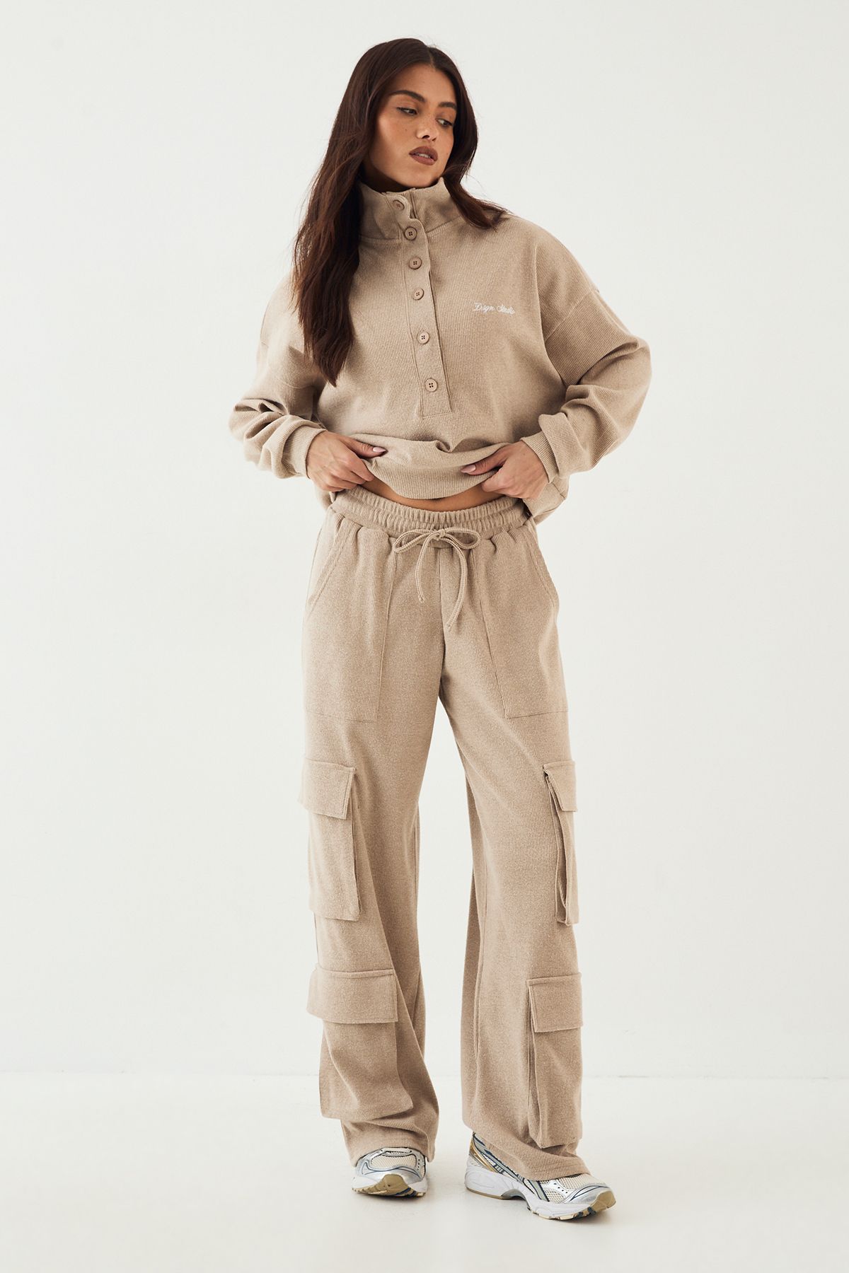 DSGN Studio DSGN Studio Brushed Rib Cargo Jogger Stone image 3