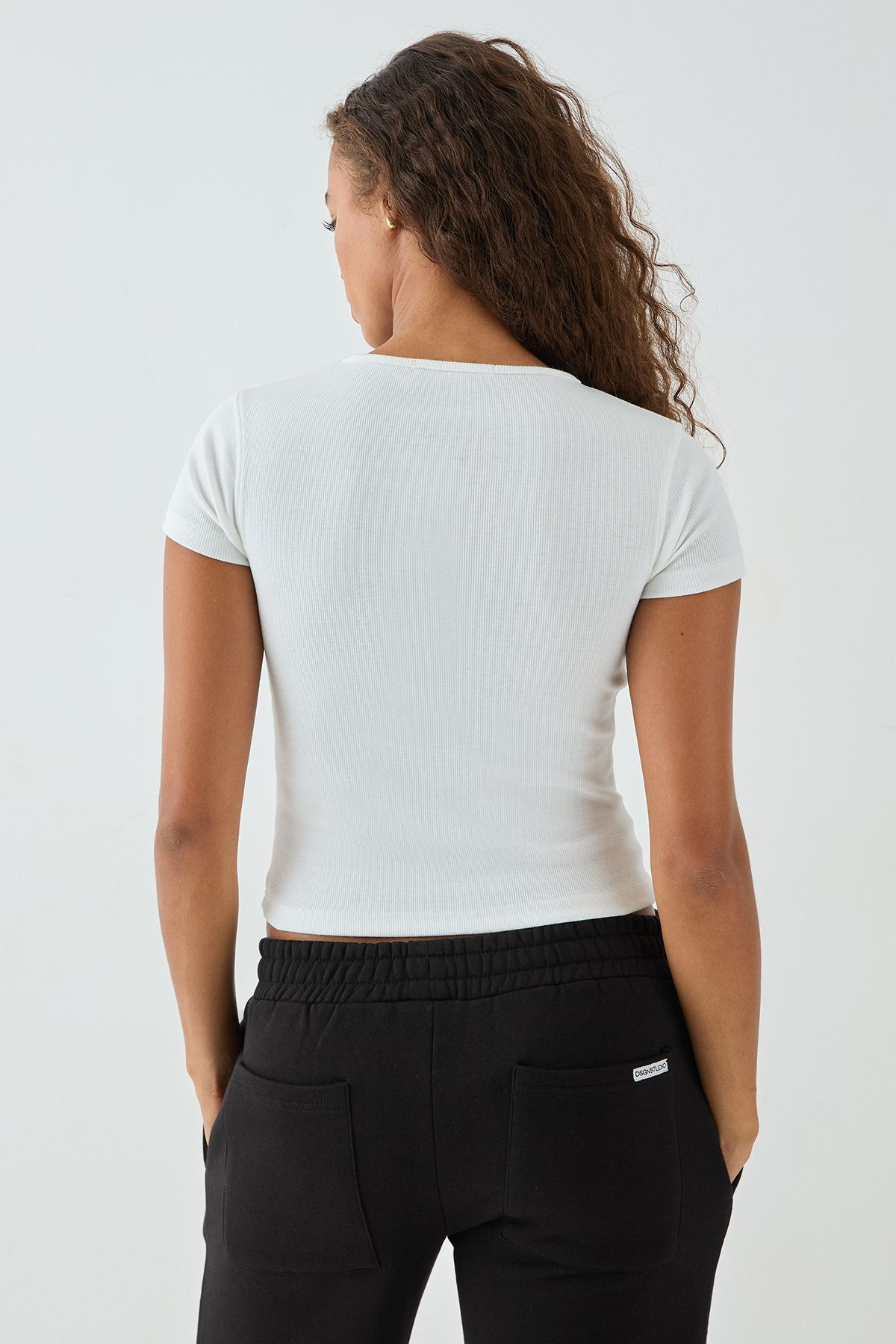 DSGN Studio DSGN Studio Square Script Embroidered Rib Fitted Button Through Top White image 2