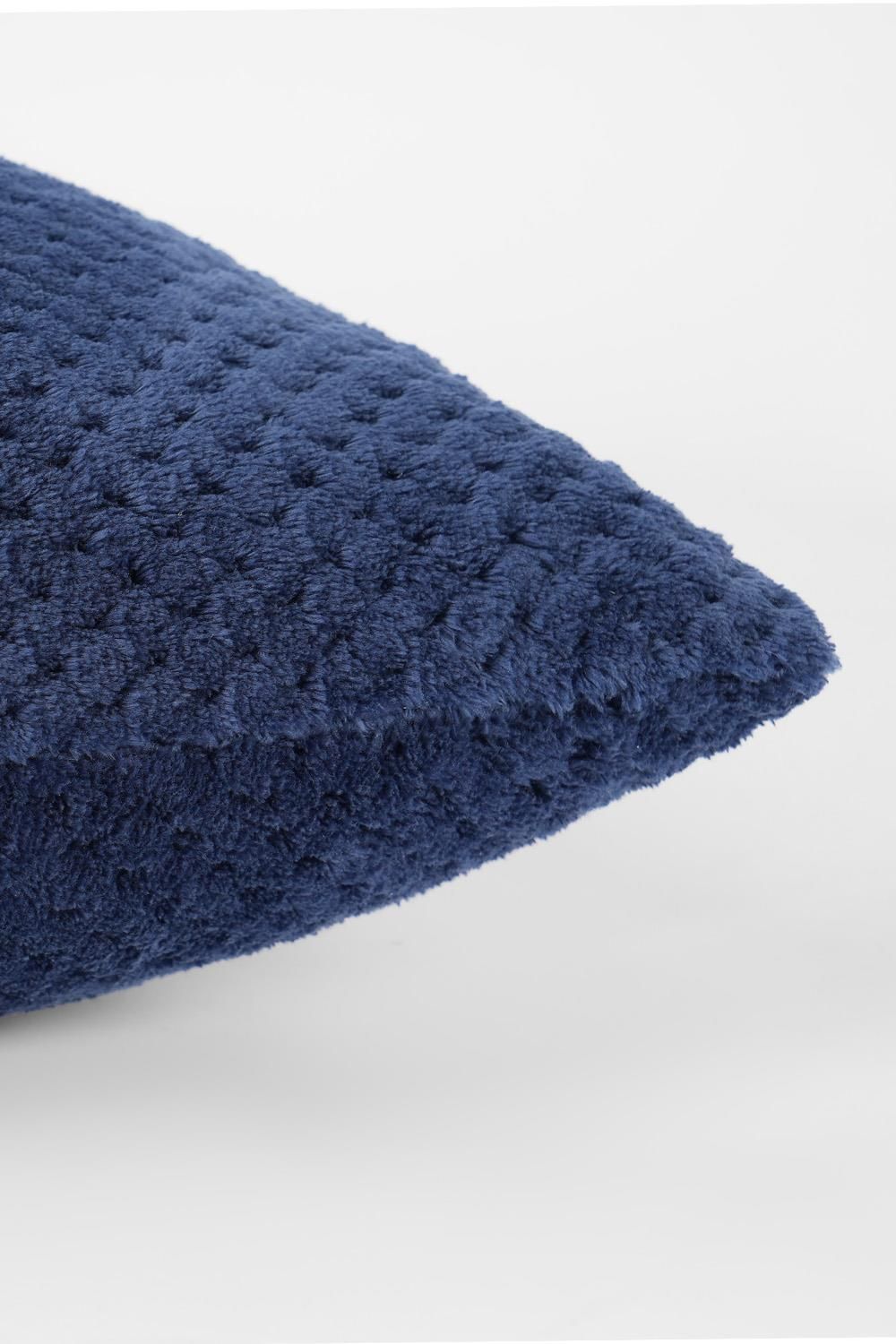 OHS 2 Pack of Waffle Fleece Square Cushion Covers image 2