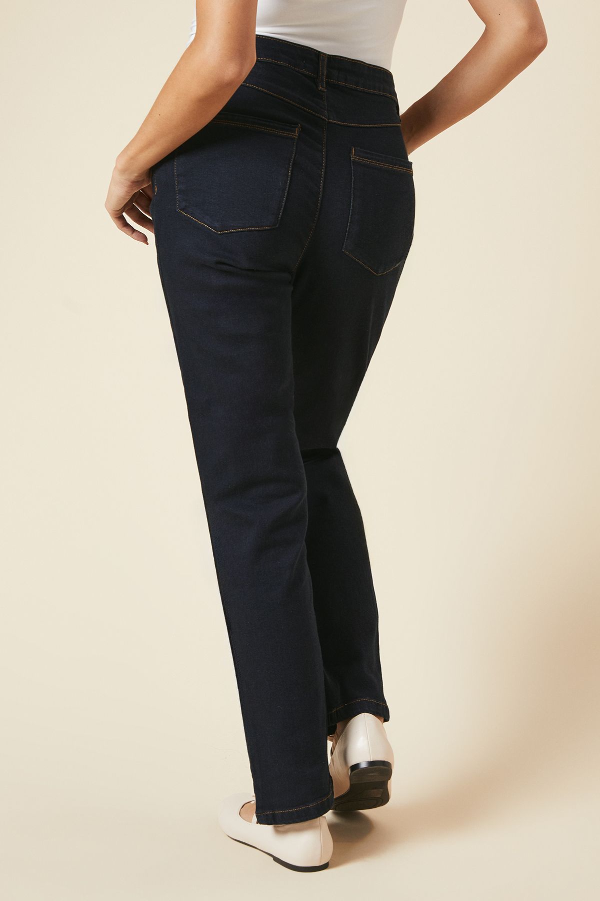 Dorothy Perkins High Rise Straight Button Detail Jeans Blue/black image 3