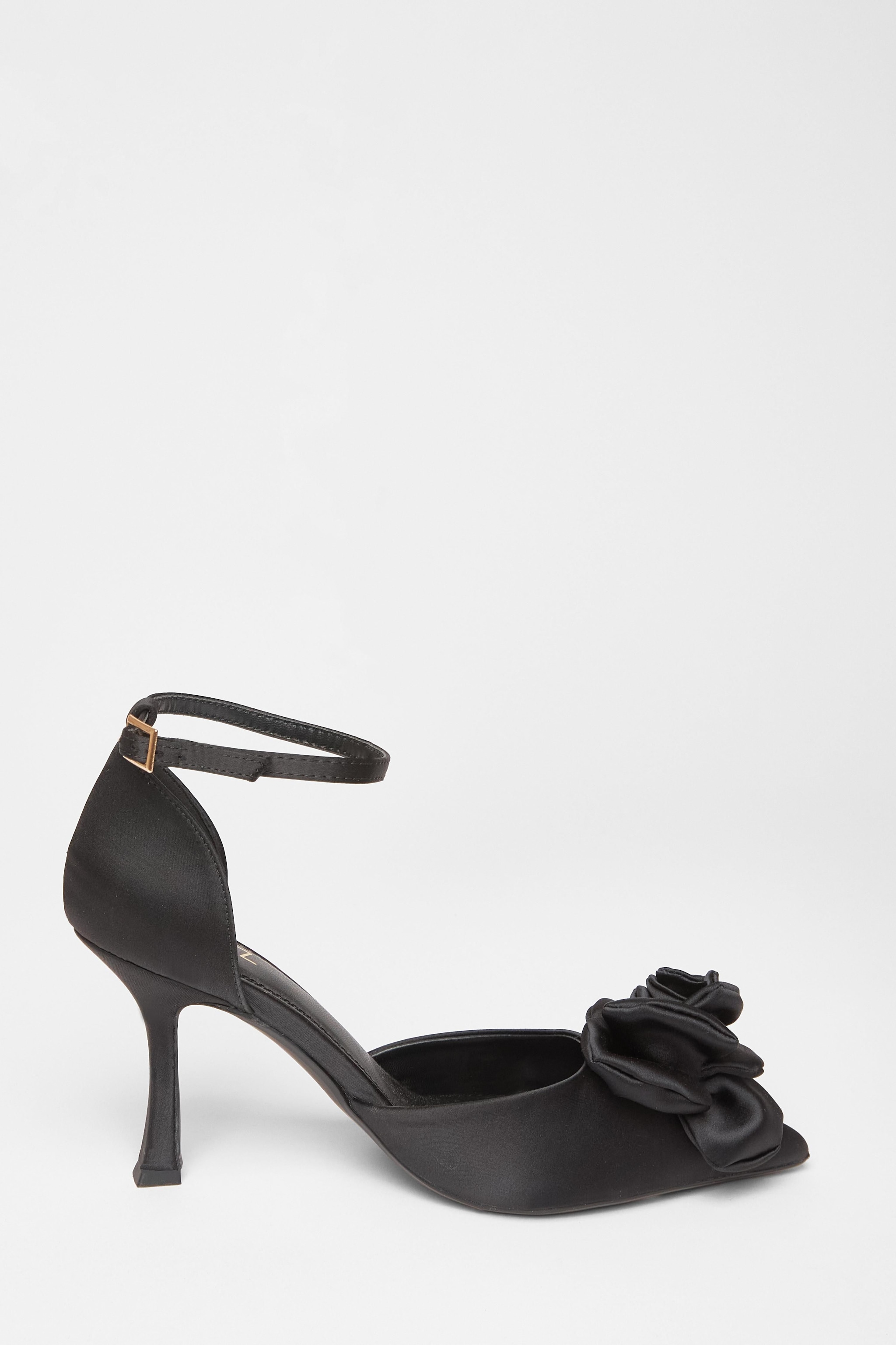 Quiz Black Corsage Court Heels image 5
