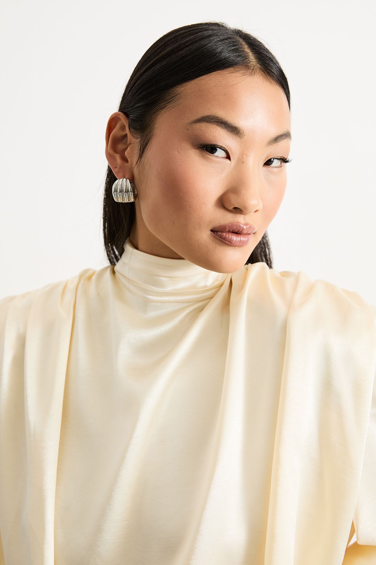 Warehouse Petite Extreme Shoulder Draped Satin Mini Dress Cream image 4