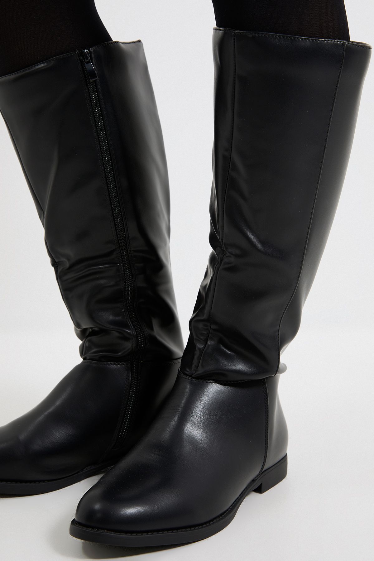 Dorothy Perkins Wide Fit Karla Knee High Flat Boots Black image 4