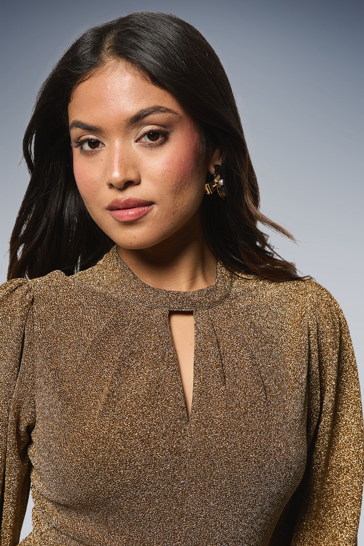 Dorothy Perkins Petite DP Luxe Keyhole Detail Sparkle Jersey Midi Dress Gold image 4