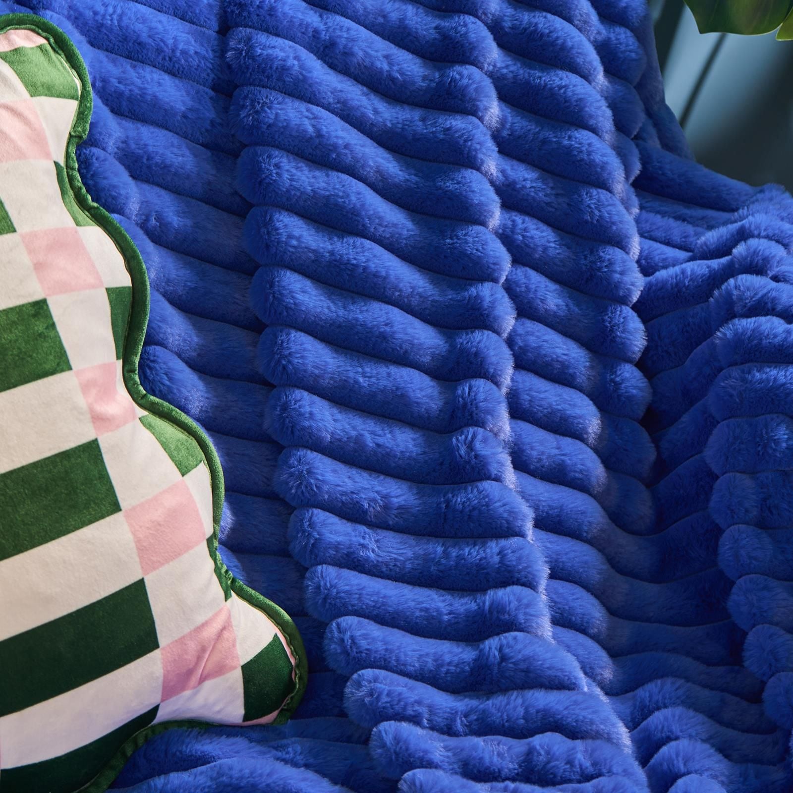 OHS Faux Fur Ribbed Fleece Throw Over Bed Blanket Winter Warm Supersoft image 2