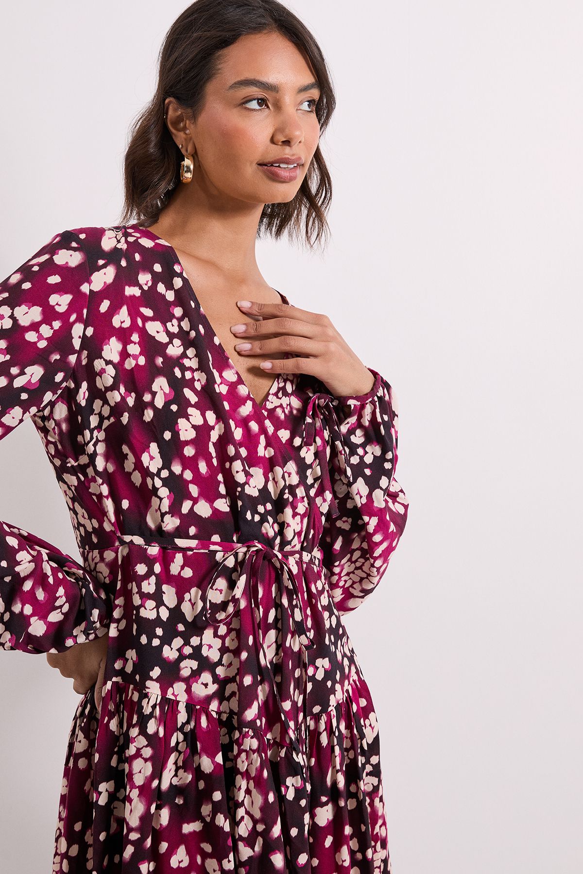 Dorothy Perkins Burgundy Animal Dropped Seam Detail Wrap Front Mini Dress Burgundy image 4