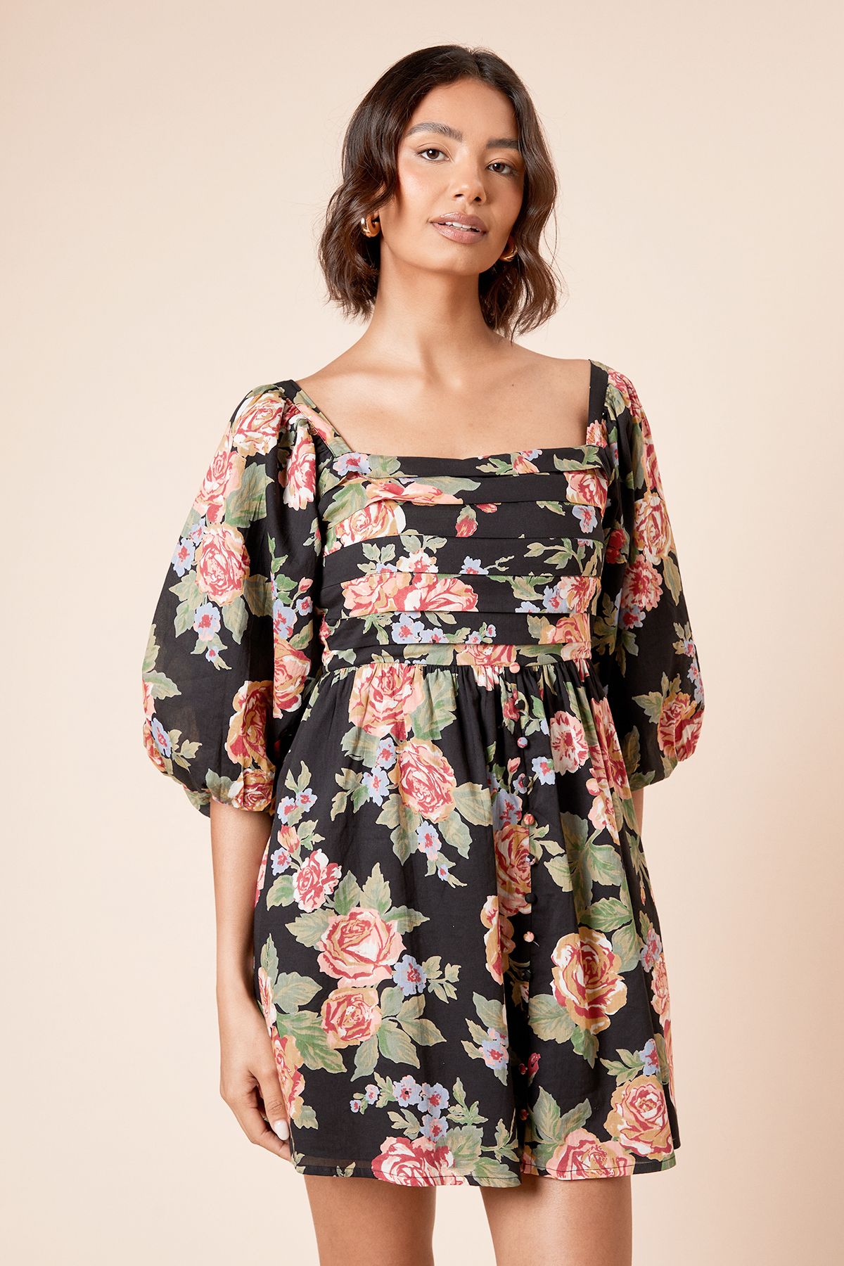 Dorothy Perkins Black Large Floral Pleat Front Short Sleeve Mini Dress Floral image 4