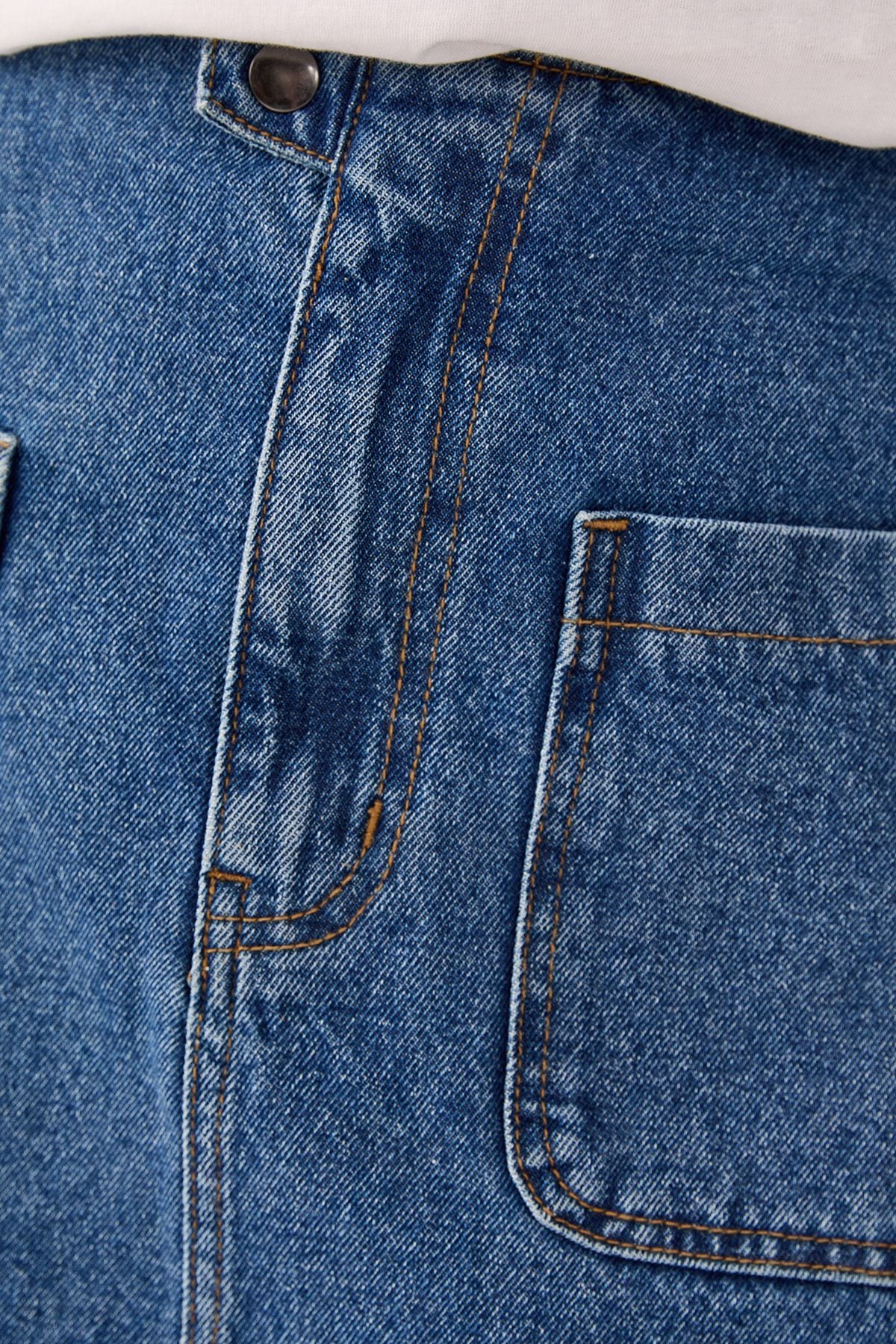 NastyGal Pocket Front Denim Mini Skirt Authentic Midwash image 4