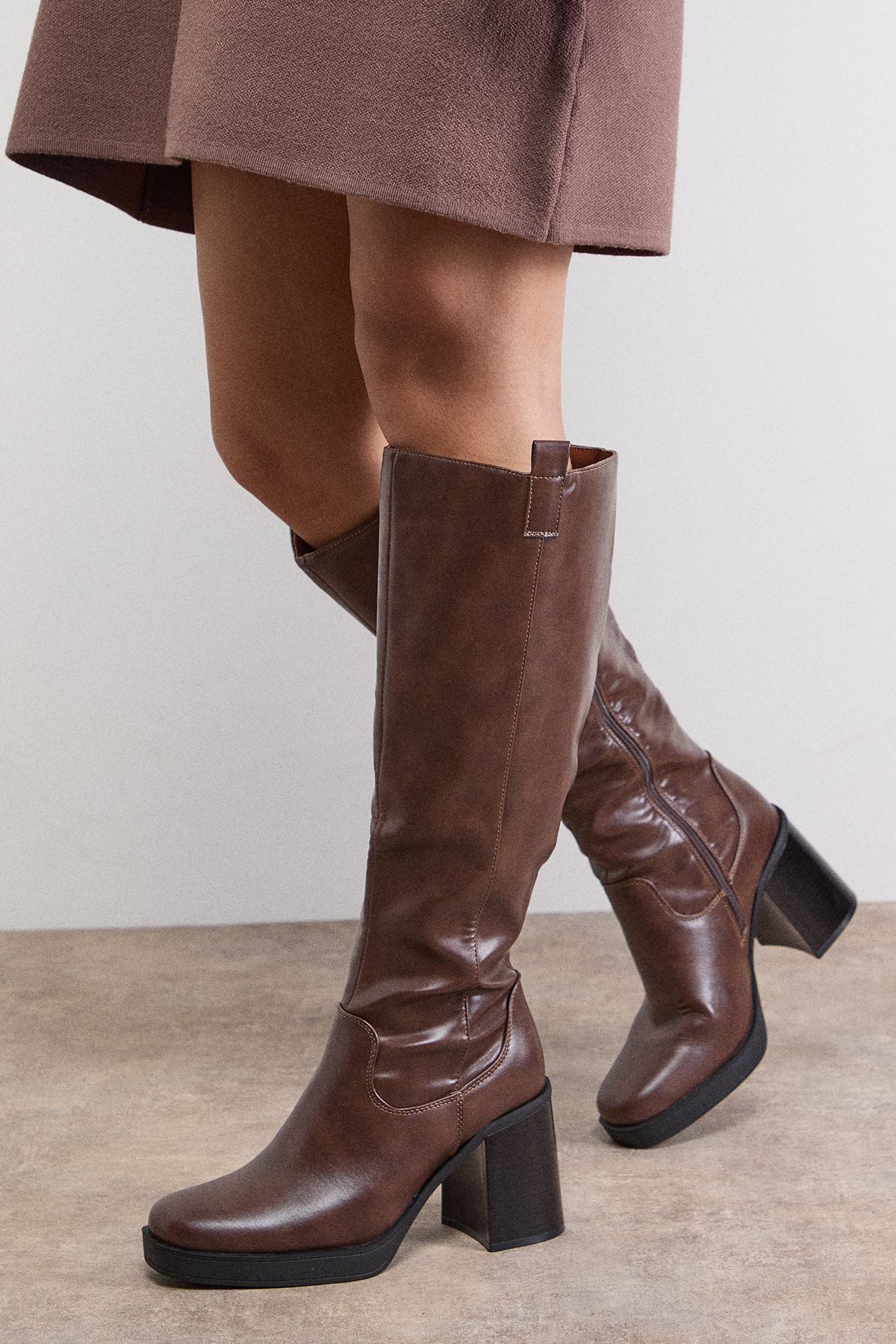 Oasis Marina Faux Leather Round Toe Platform High Block Heel Knee Boot Brown image 1