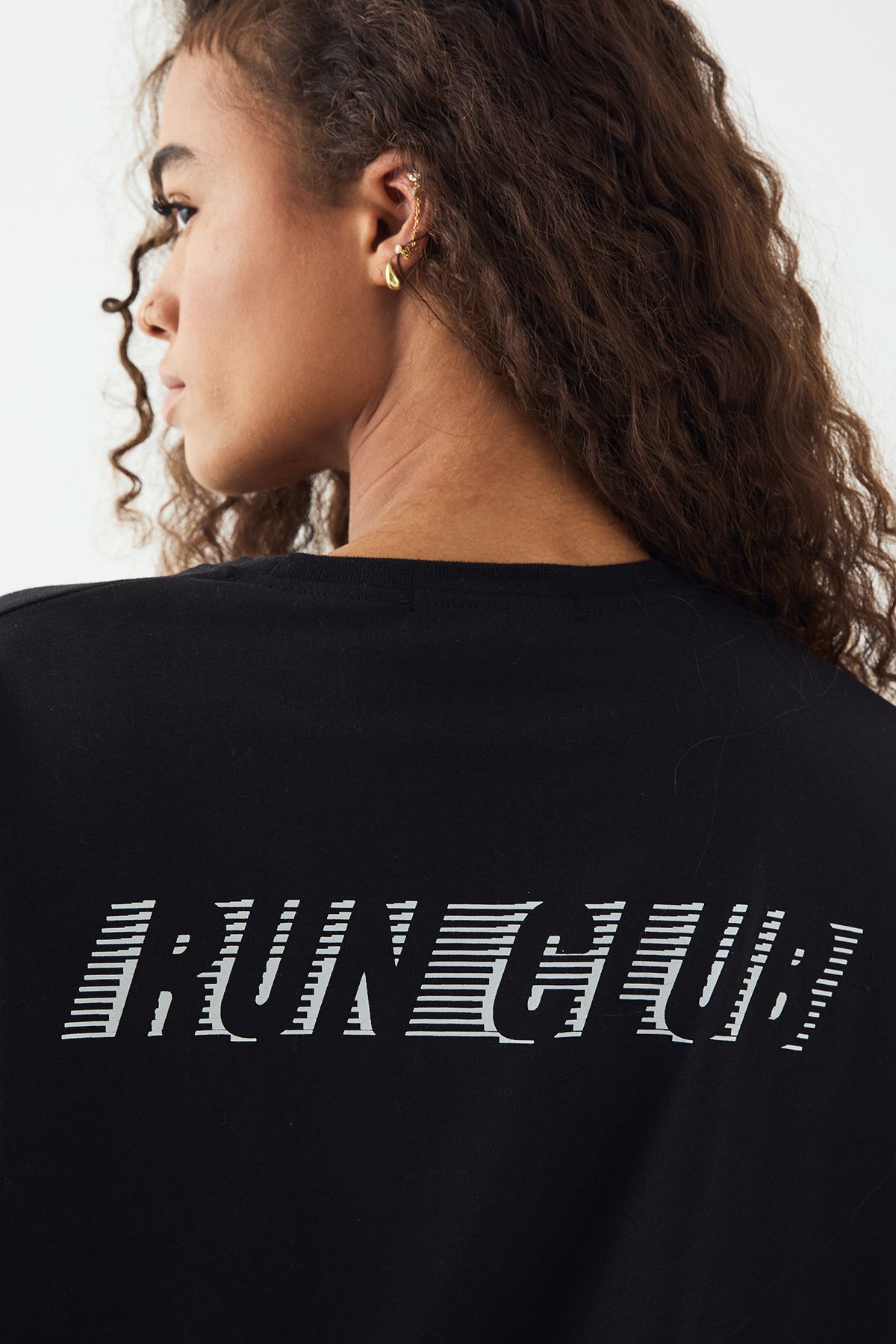 DSGN Studio DSGN Studio Run Club Printed Oversized T-shirt Black image 4