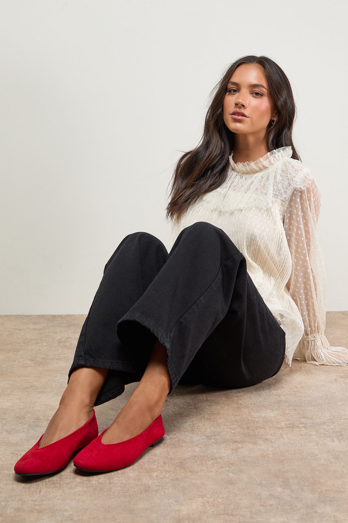 Oasis Bonnie Soft Square Toe High Vamp Ballet Pumps Red image 2