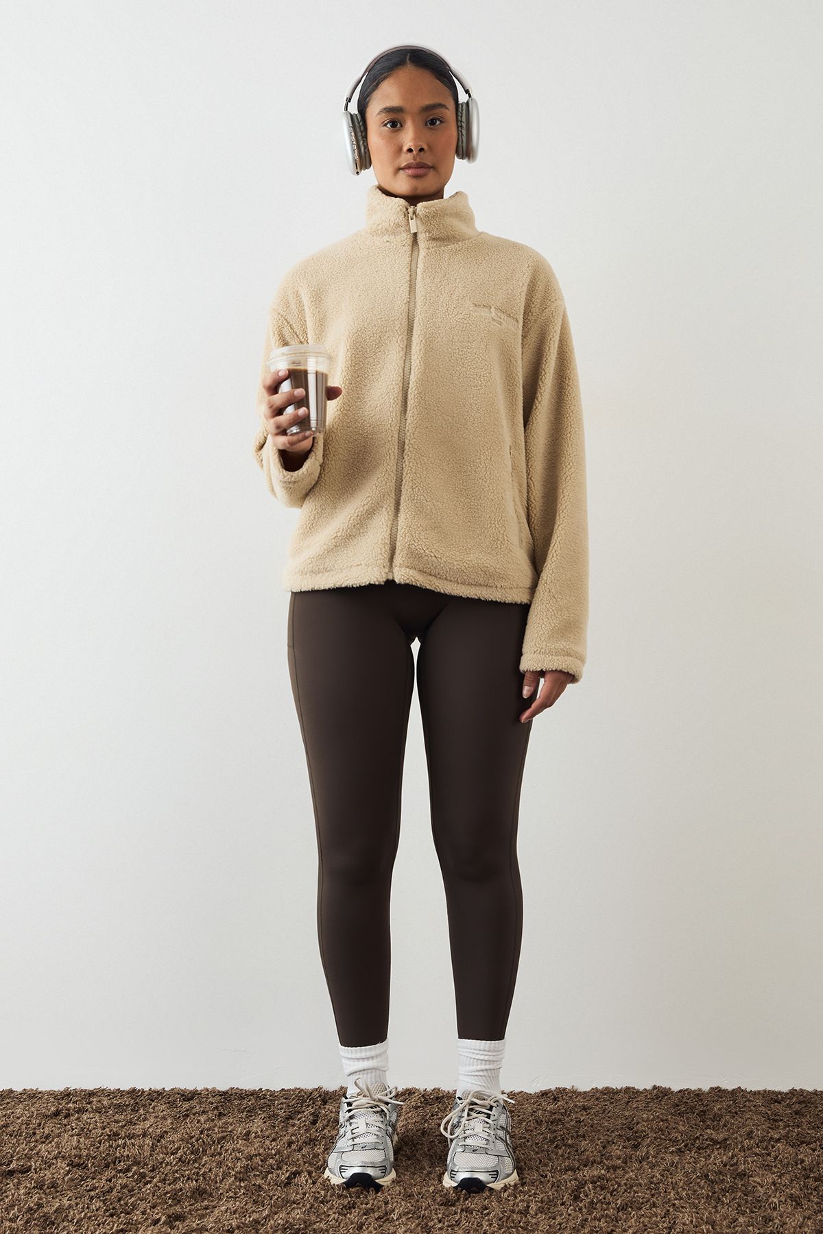 DSGN Studio DSGN Studio Borg Zip Through Funnel Neck Jacket Beige image 5
