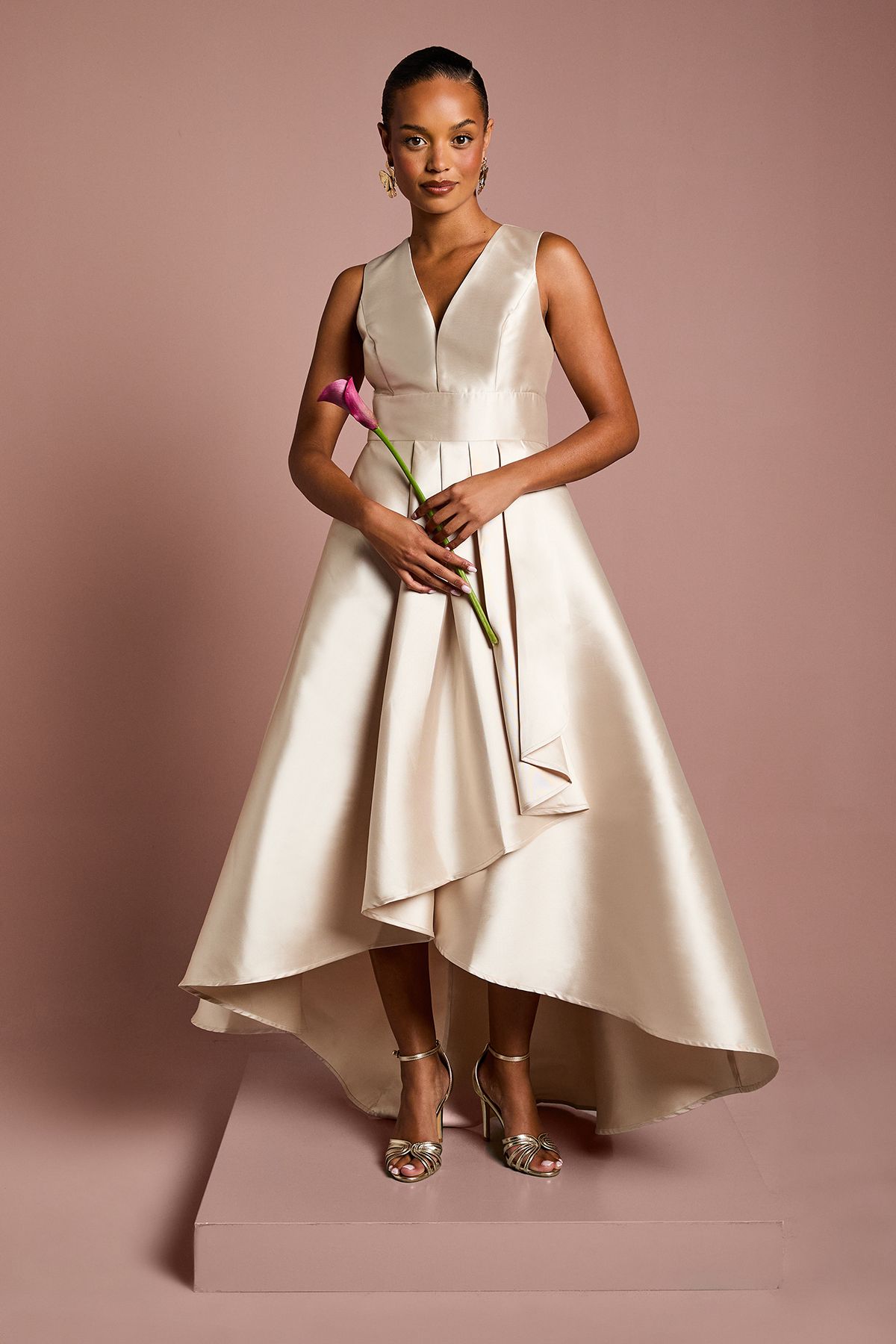 Coast Coast Honoured Petite Sleeveless Plunge Waterfall Twill Maxi Bridesmaid Dress Champagne image 1