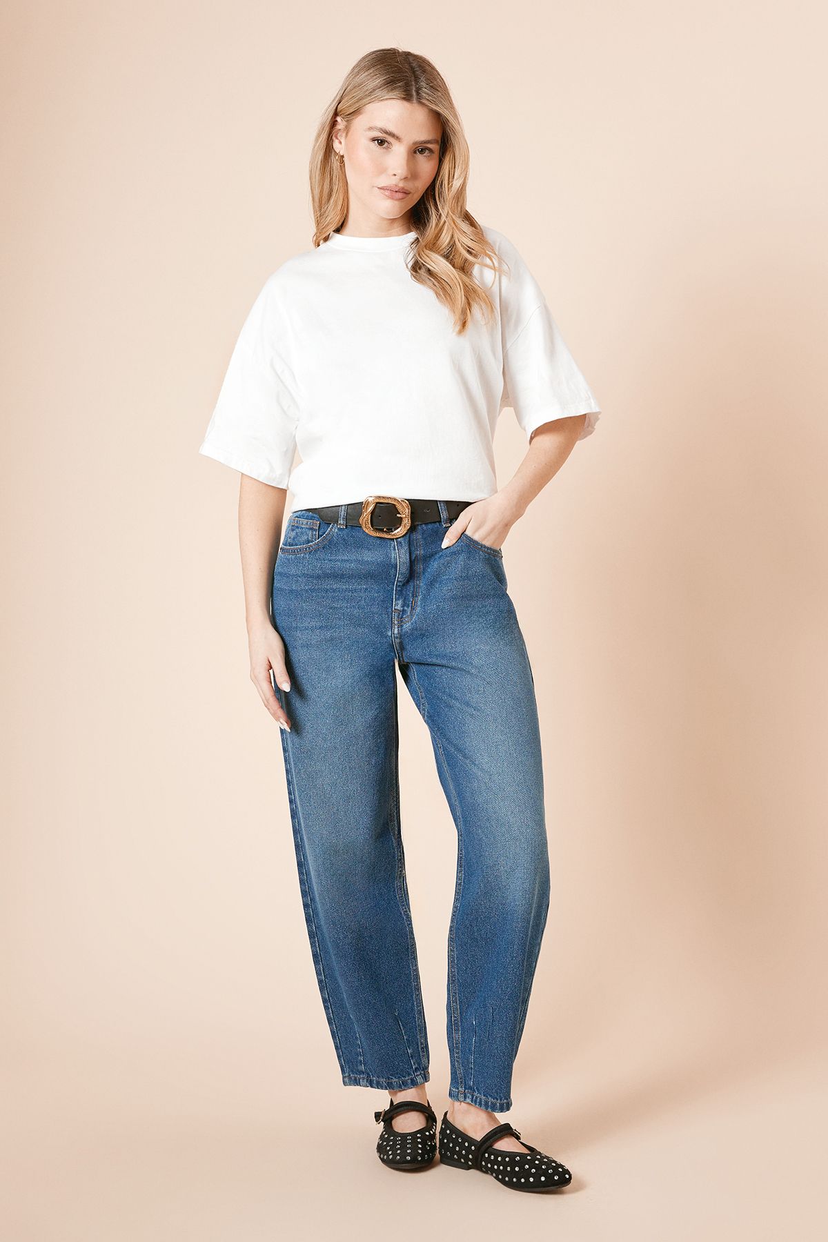 Dorothy Perkins Barrel Leg Jean Mid Wash image 1