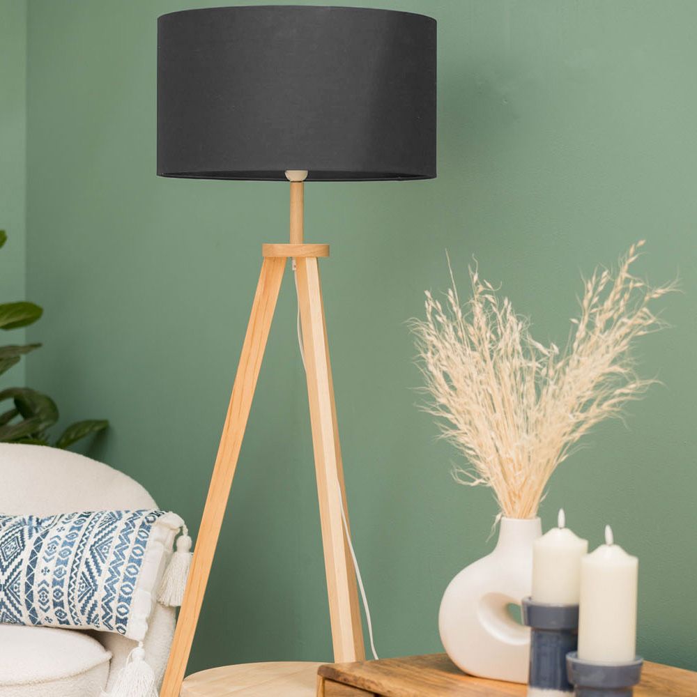 ValueLights Morrigan Natural Wood Tripod Floor Lamp with Fabric Drum Lamp Shade image 3