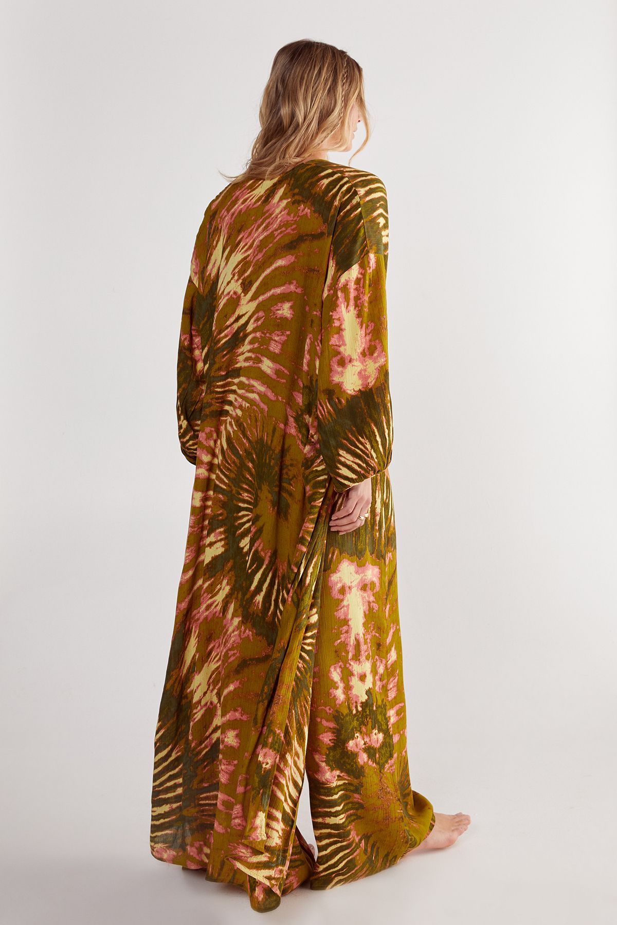 NastyGal Crinkle Viscose Tie Dye Bandeau, Pants, Kimono 3pc Set Khaki image 4