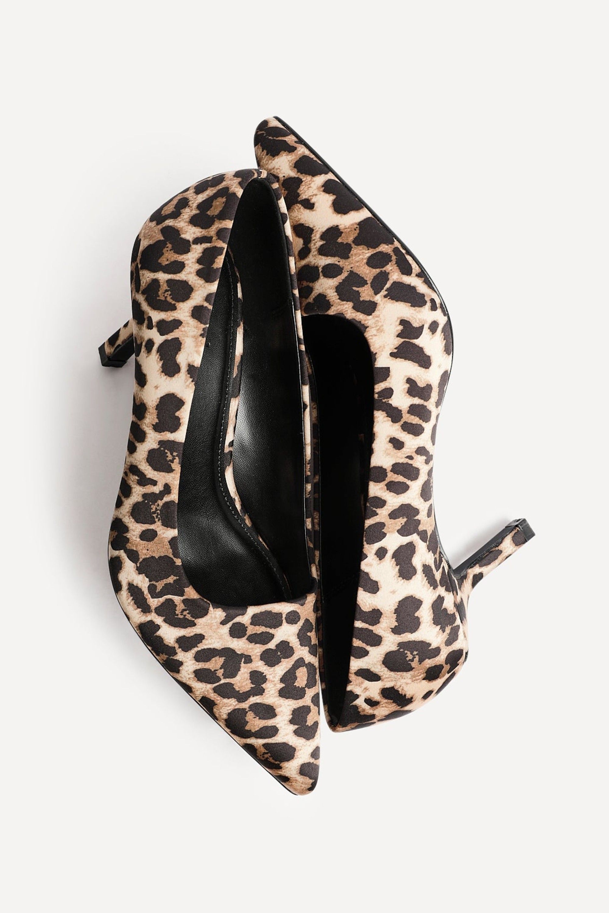 Linzi Aim Wide Fit Leopard Satin Classic Court Heel image 5