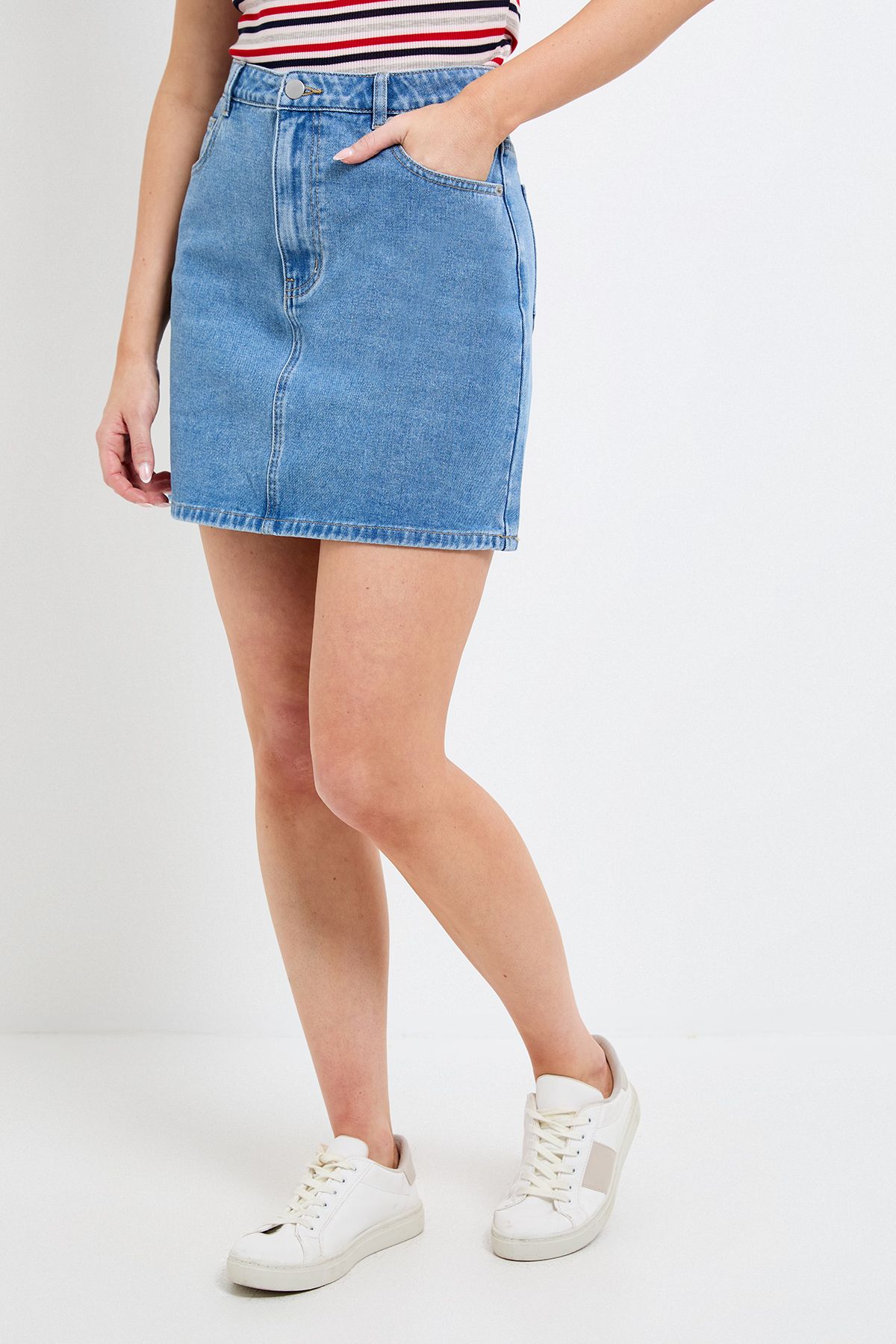 Dorothy Perkins Denim Mini Skirt Light Wash image 4